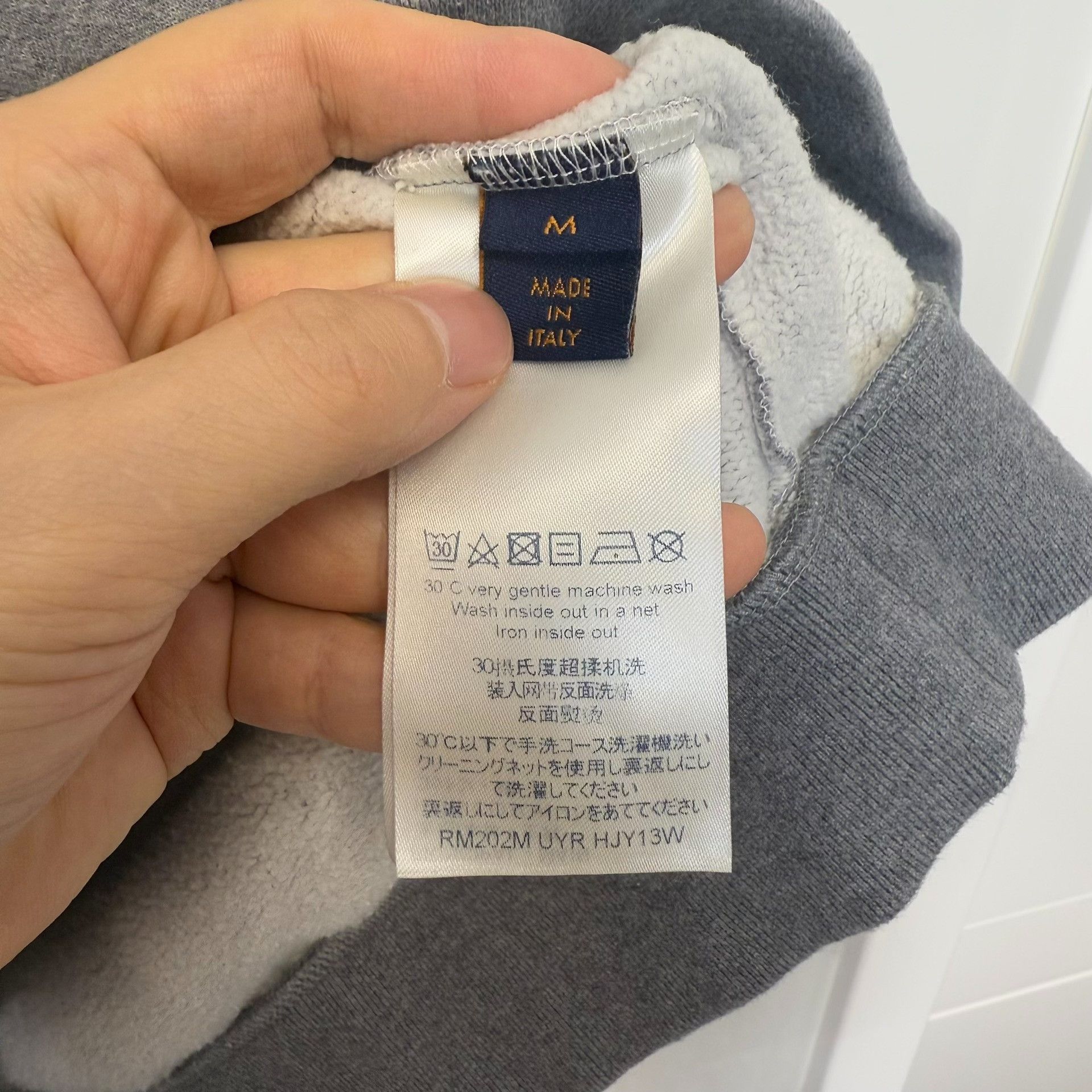 Louis Vuitton Louis Vuitton x Nigo Logo Sweatshirt Size M Size US M / EU 48-50 / 2 - 5 Thumbnail