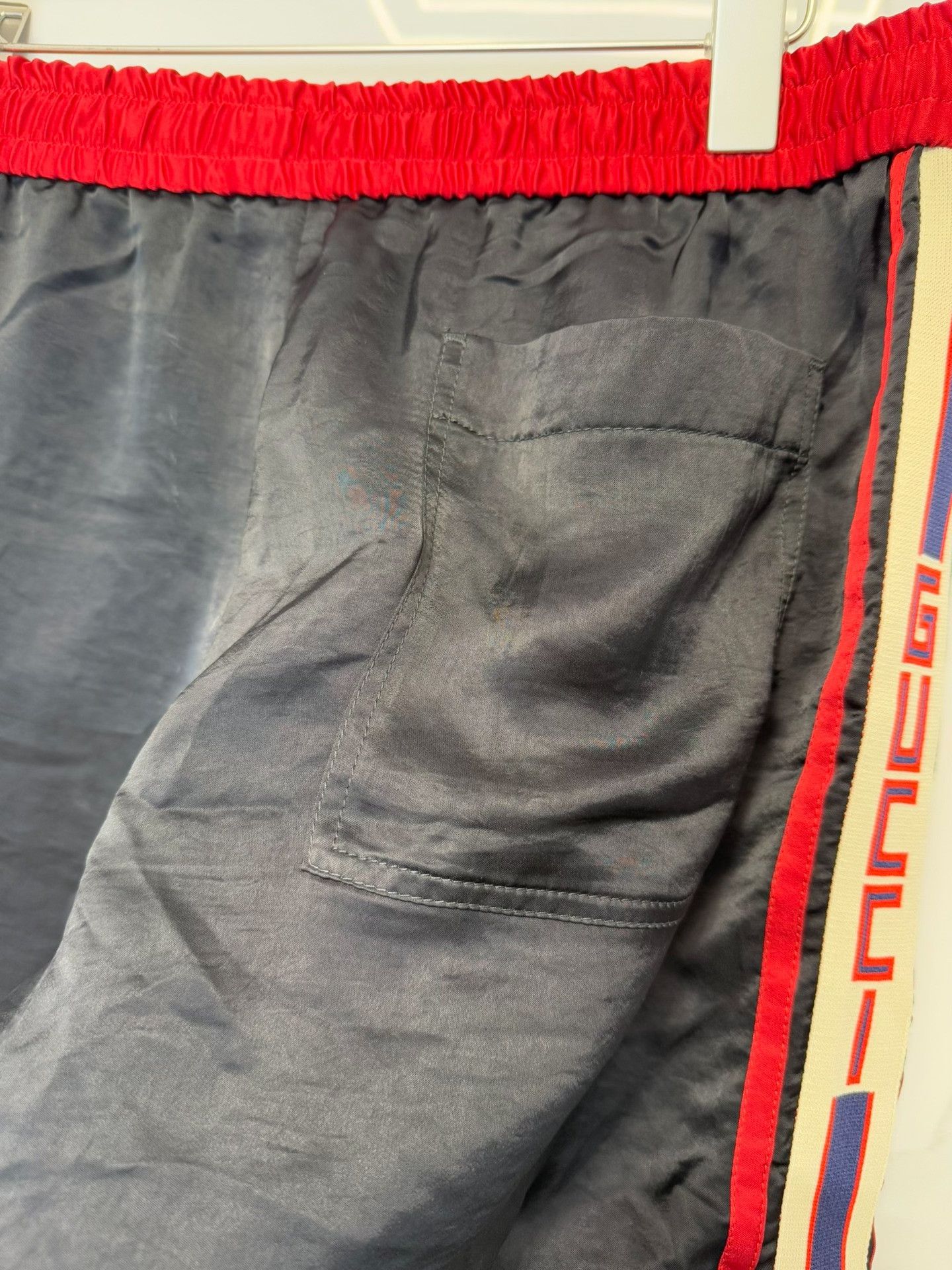 Gucci Gucci Side Stripe Logo Shorts Size 48 Size US 32 / EU 48 - 9 Thumbnail