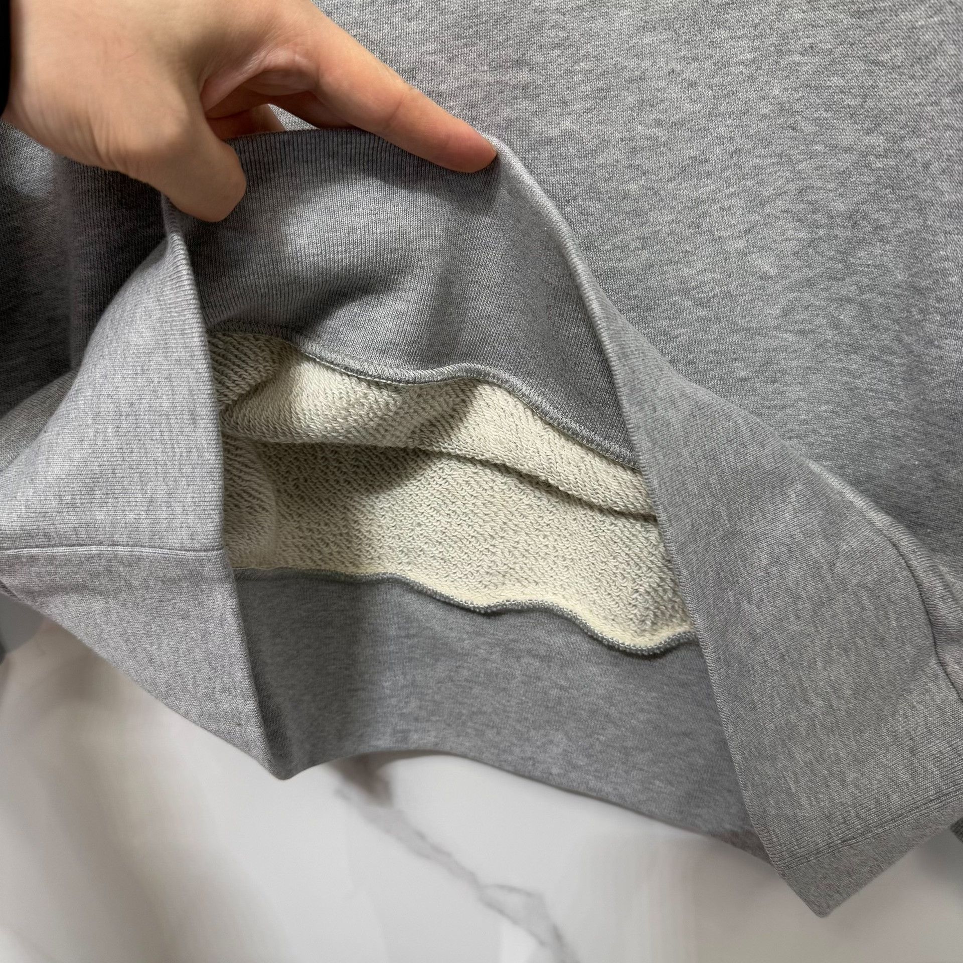 Gucci Gucci Side Stripe Logo Sweatshirt Size S Size US S / EU 44-46 / 1 - 9 Thumbnail