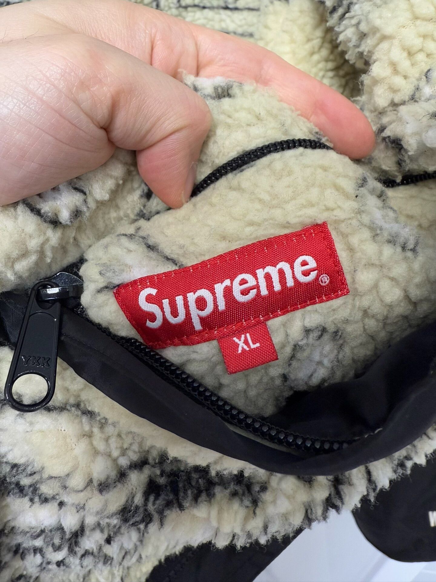 Supreme Supreme Bandana Reversible Fleece Jacket Size XL Size US XL / EU 56 / 4 - 4 Thumbnail