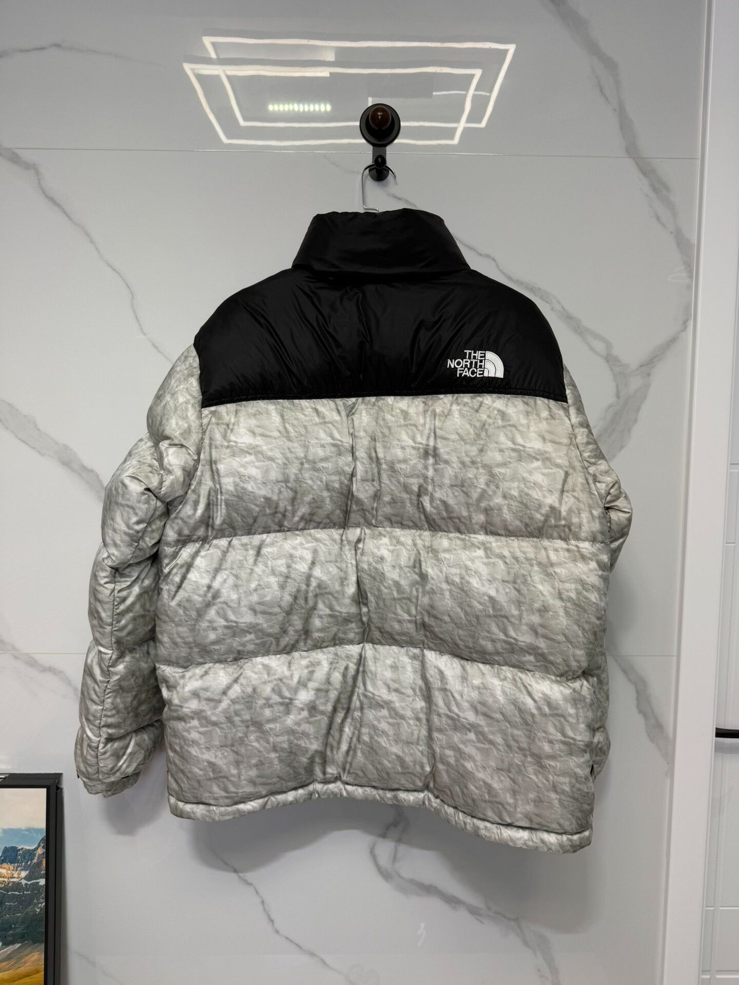 Supreme Supreme x The North Face Paper Print Nuptse Jacket XL Size US XL / EU 56 / 4 - 3 Thumbnail
