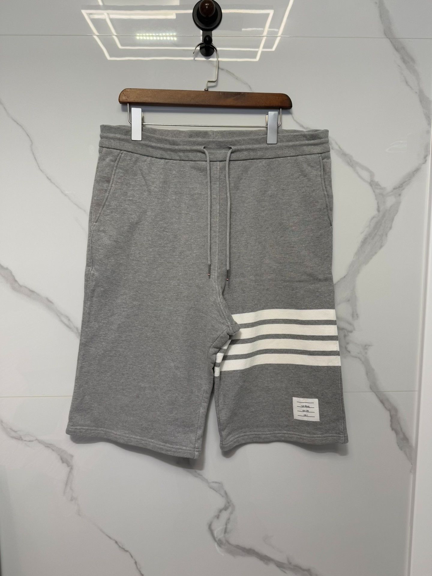 Thom Browne Thom Browne Striped Sweat Shorts Size 5 Size US 36 / EU 52 - 2 Thumbnail