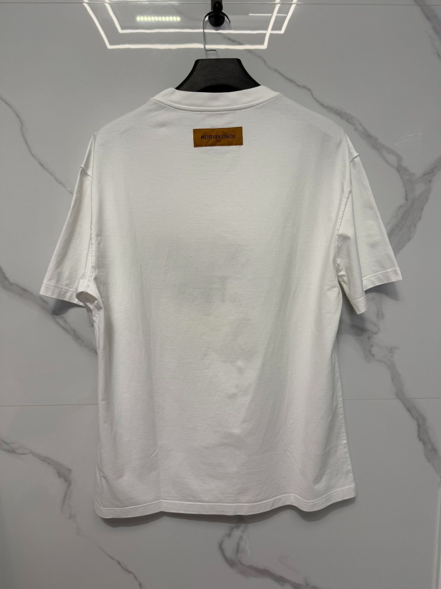Louis Vuitton Louis Vuitton Handle With Care T-Shirt Size XXL Size US XXL / EU 58 / 5 - 3 Thumbnail
