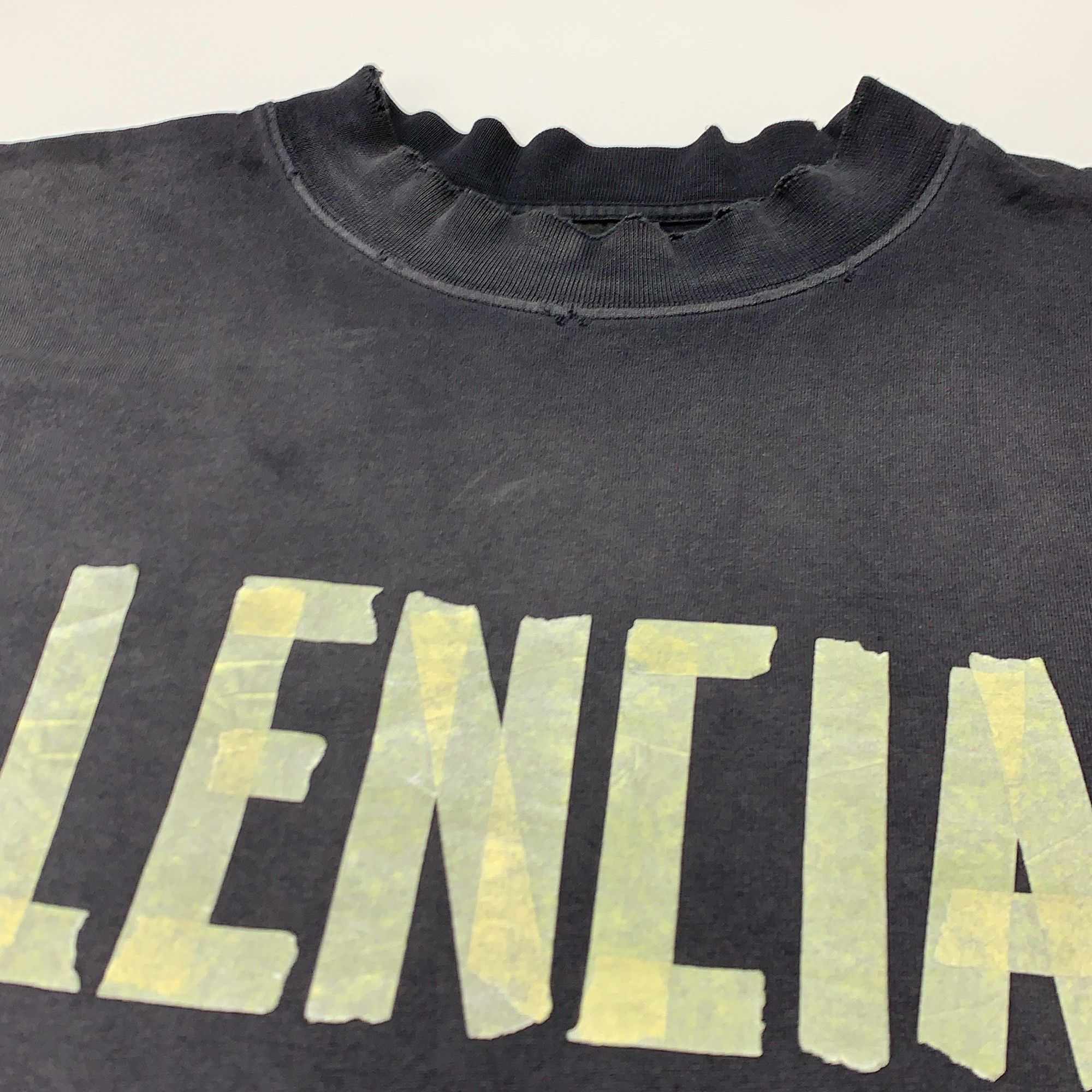 Balenciaga Balenciaga Logo T-Shirt Size M Size US M / EU 48-50 / 2 - 7 Thumbnail