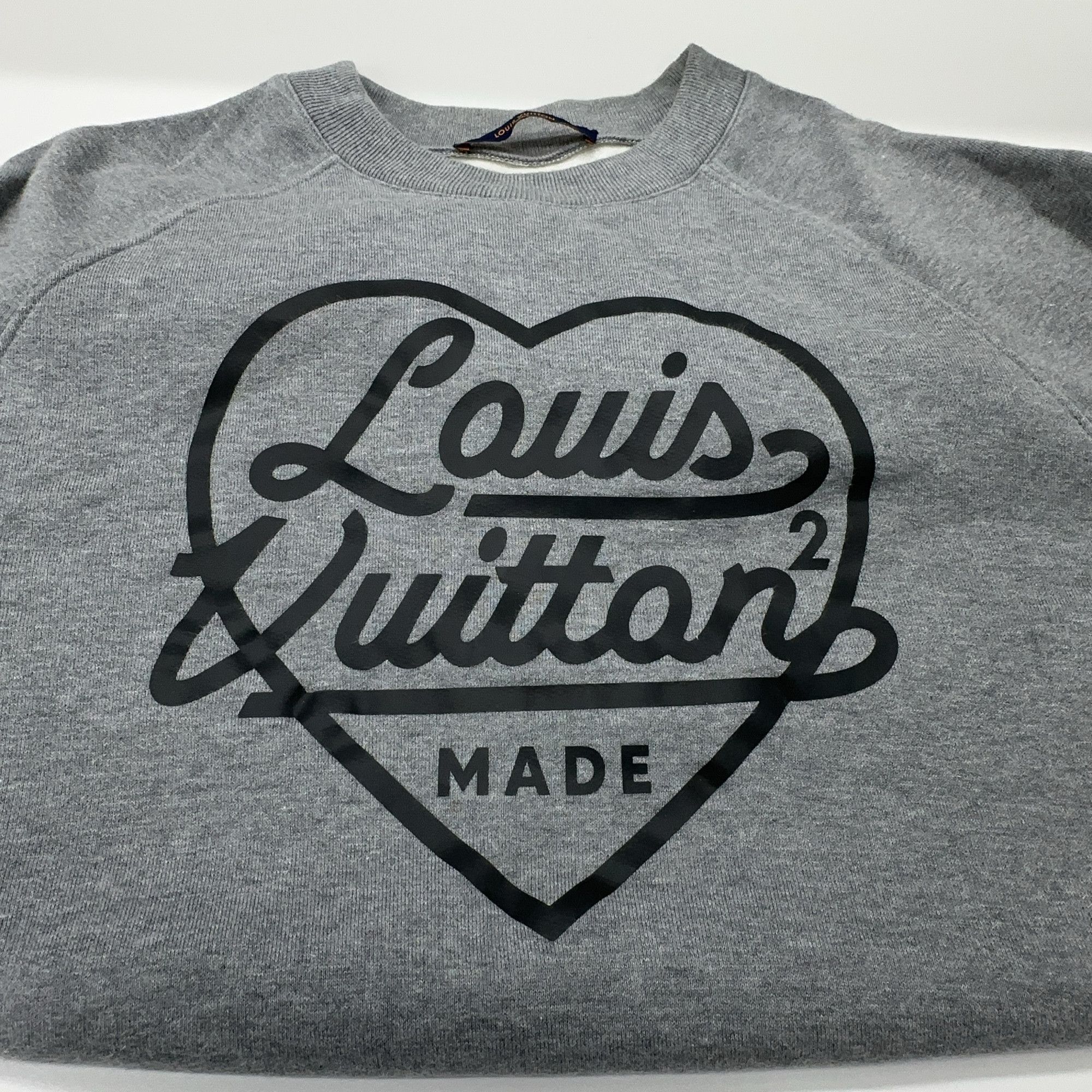 Louis Vuitton Louis Vuitton x Nigo Heart Logo Sweatshirt Size M Size US M / EU 48-50 / 2 - 7 Thumbnail