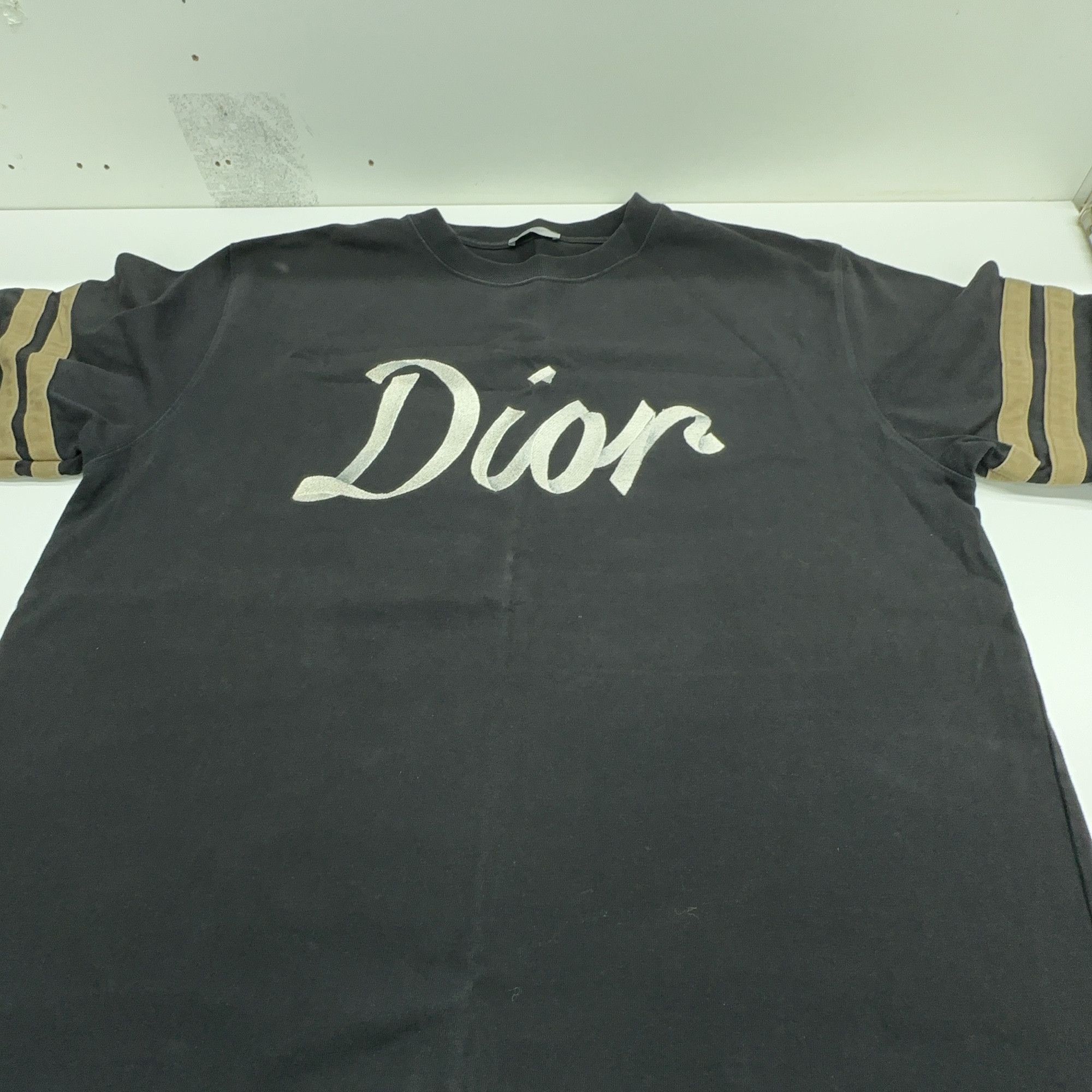Dior Dior Script Logo T-Shirt Size L Size US L / EU 52-54 / 3 - 7 Thumbnail