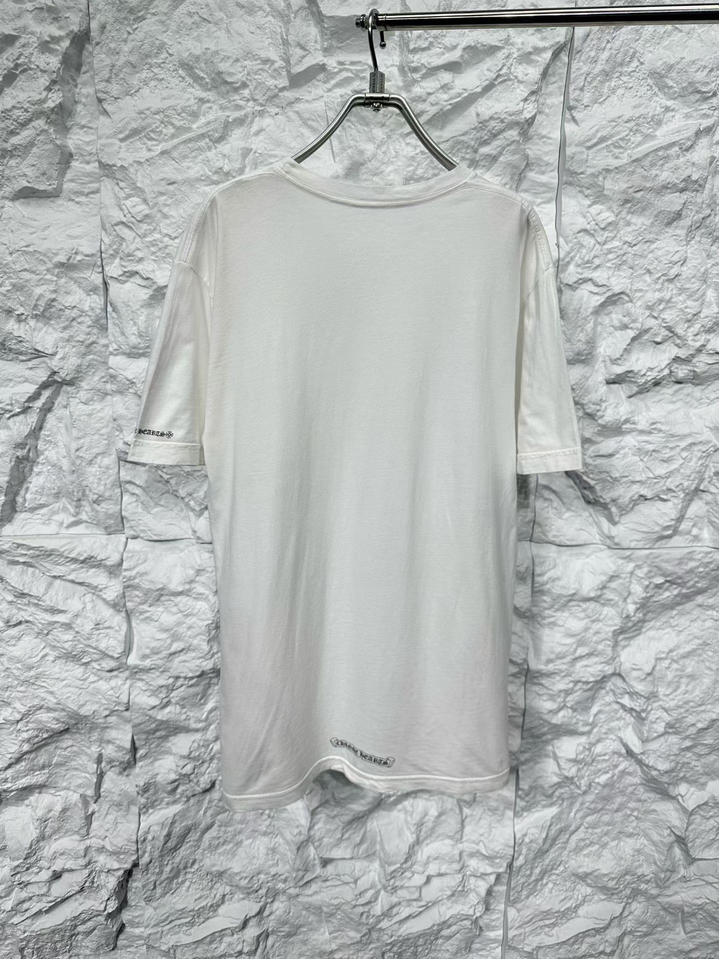 Chrome Hearts Chrome Hearts Neck Logo T-Shirt Size L Size US L / EU 52-54 / 3 - 3 Thumbnail