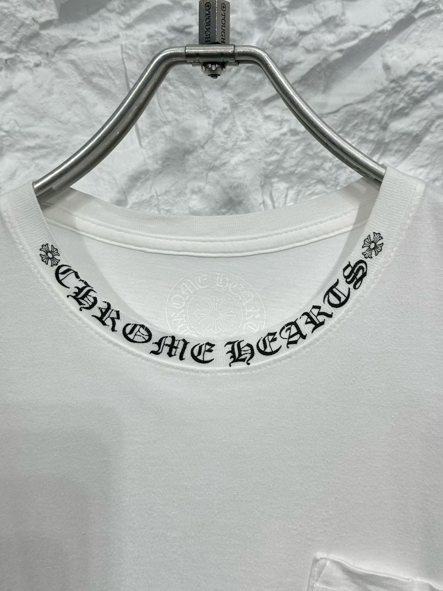 Chrome Hearts Chrome Hearts Neck Logo T-Shirt Size L Size US L / EU 52-54 / 3 - 4 Thumbnail