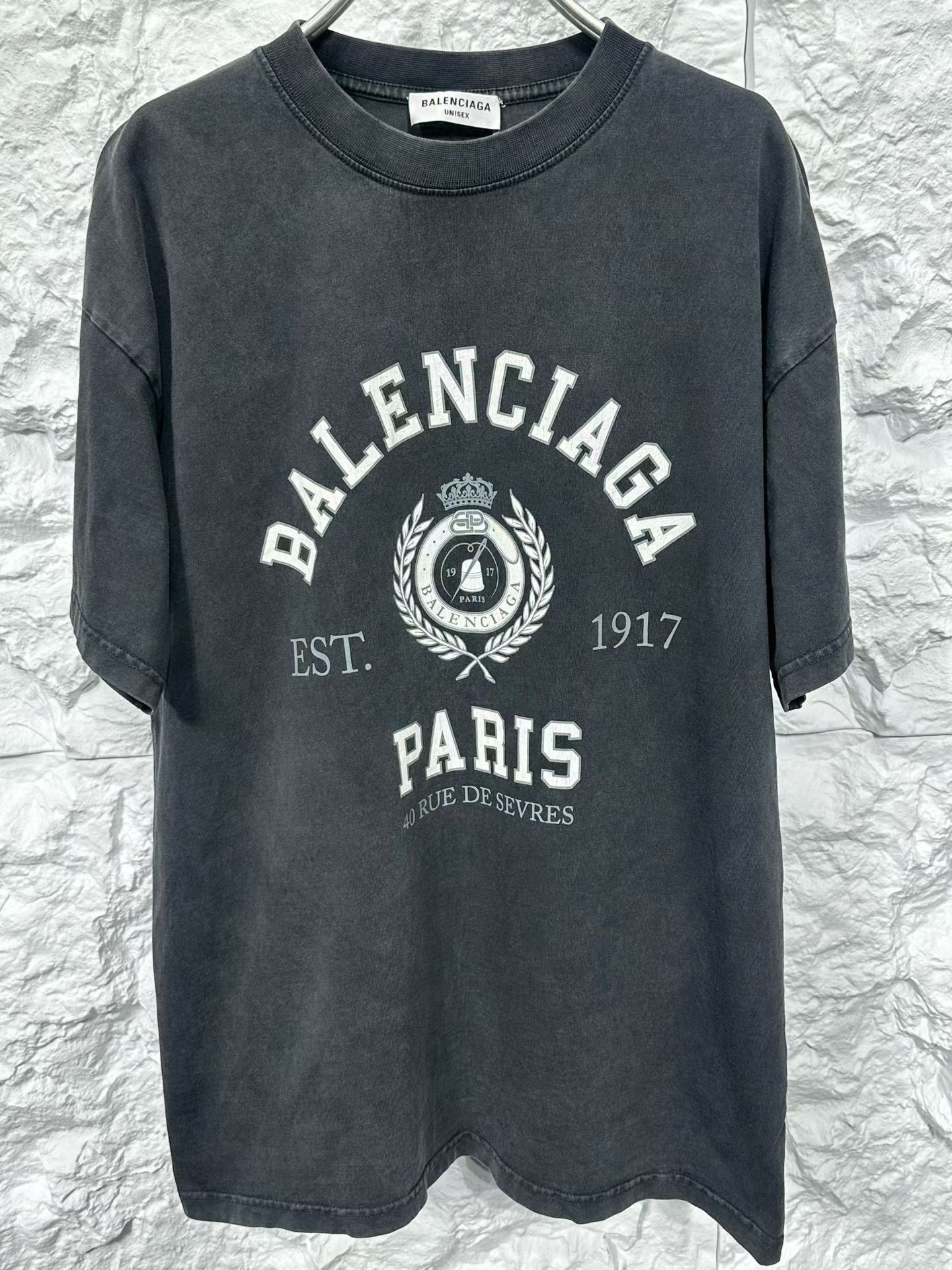 Balenciaga Balenciaga Paris Logo Washed T-Shirt Size M Size US M / EU 48-50 / 2 - 4 Thumbnail