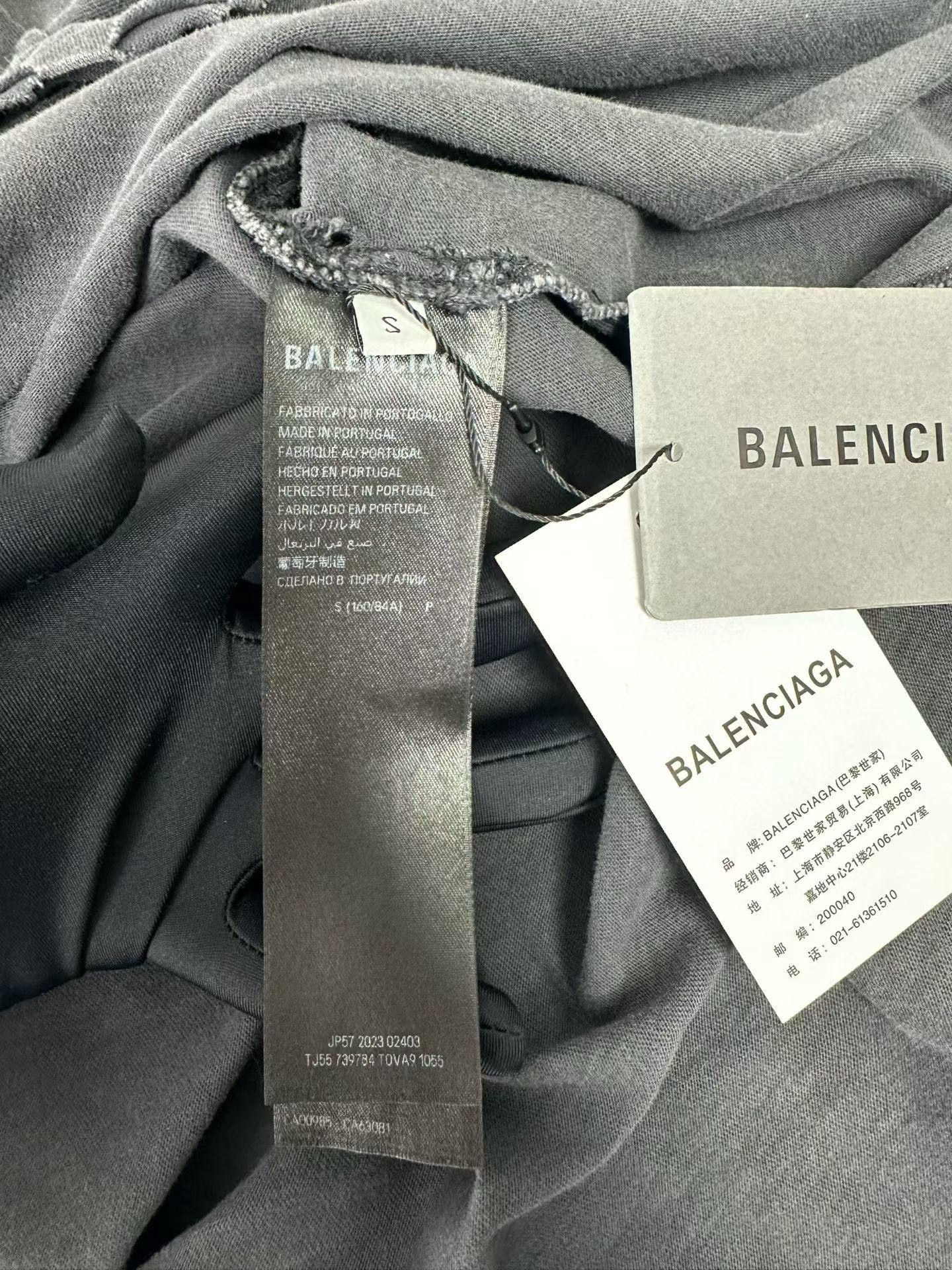 Balenciaga Balenciaga Yellow Tape Logo T-Shirt Size S Size US S / EU 44-46 / 1 - 6 Thumbnail