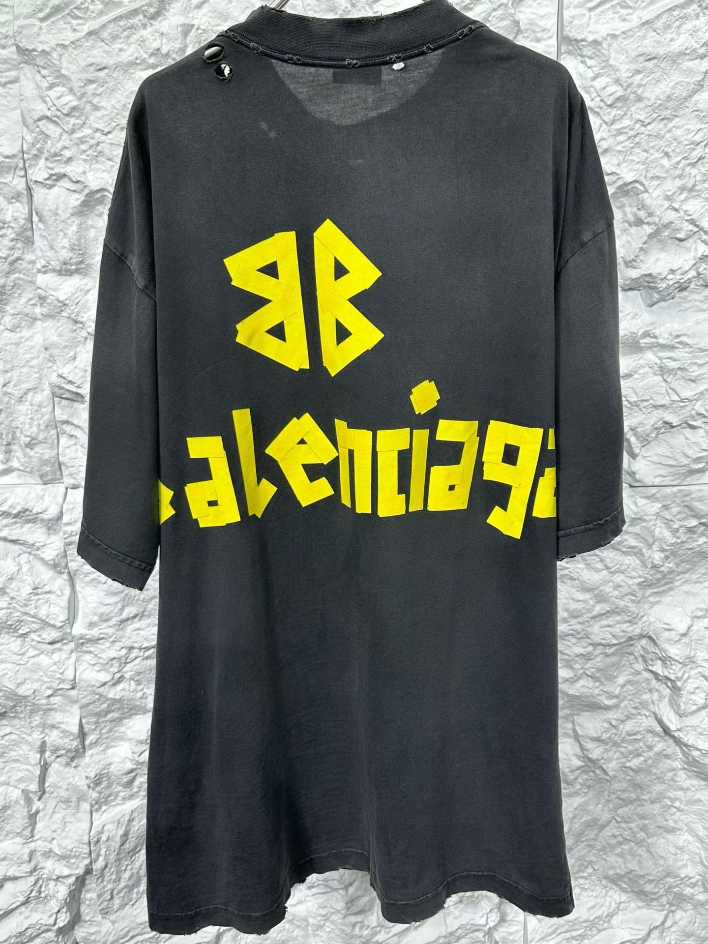 Balenciaga Balenciaga Yellow Tape Logo T-Shirt Size S Size US S / EU 44-46 / 1 - 5 Thumbnail