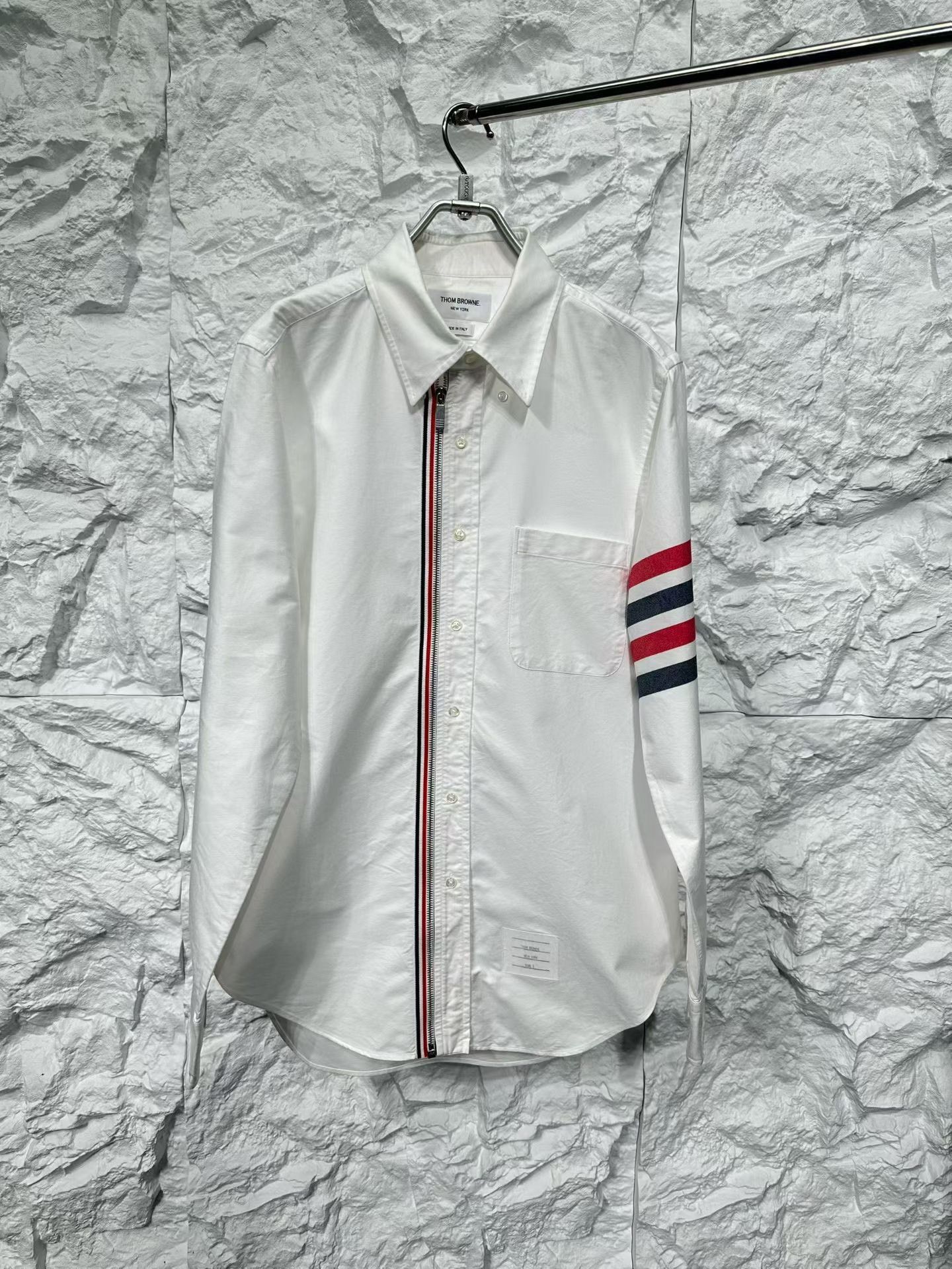 Thom Browne Thom Browne RWB Zip Front Shirt Size L Size US L / EU 52-54 / 3 - 2 Thumbnail