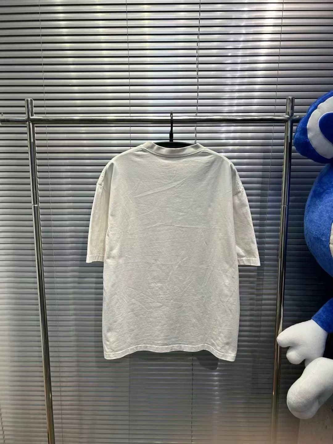 Balenciaga Balenciaga Scissors Shield Logo T-Shirt Size S Size US S / EU 44-46 / 1 - 3 Thumbnail