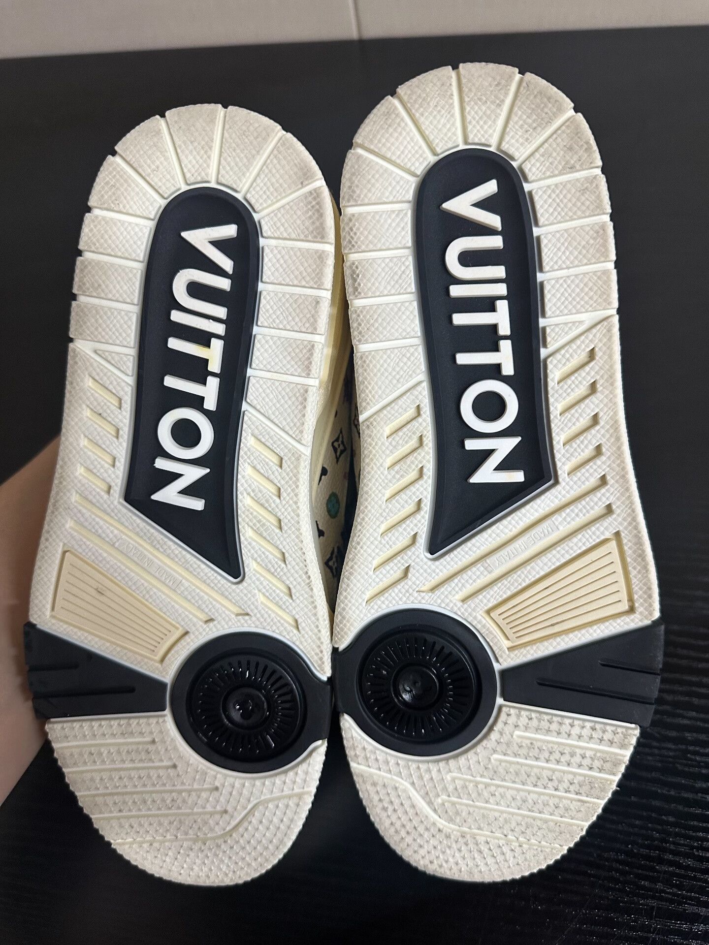 Louis Vuitton Louis Vuitton Multi-Color Monogram Trainer Sneakers Size 35. Size US 5.5 / IT 35.5 - 7 Thumbnail