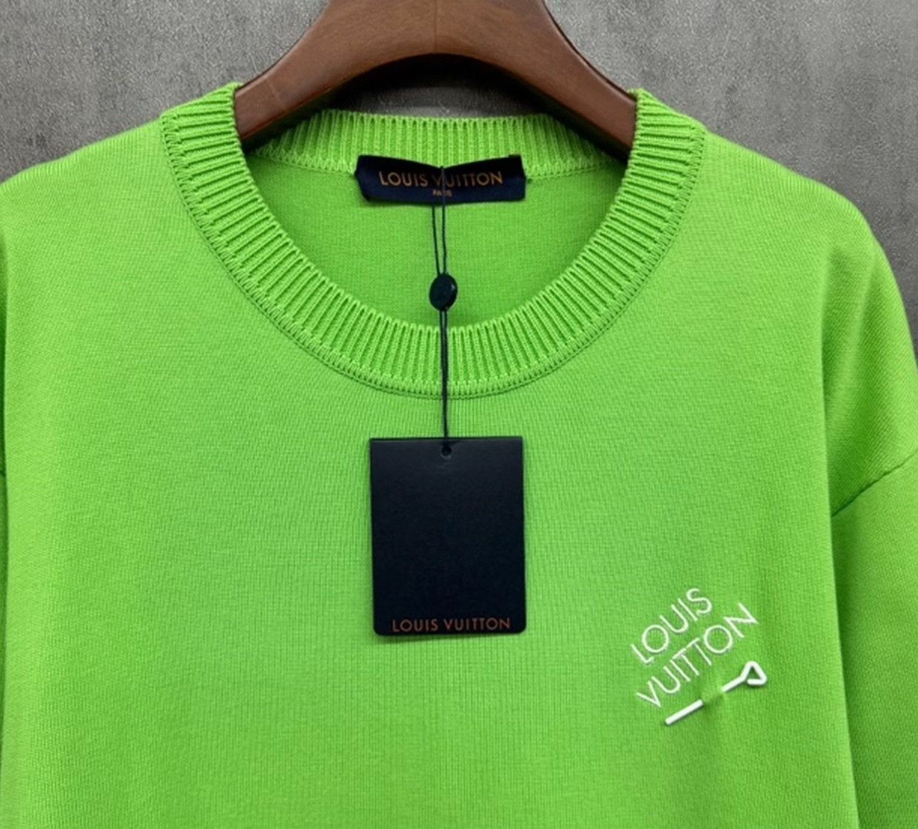 Louis Vuitton Louis Vuitton Embroidered Knit Shirt Size L Size US L / EU 52-54 / 3 - 4 Thumbnail
