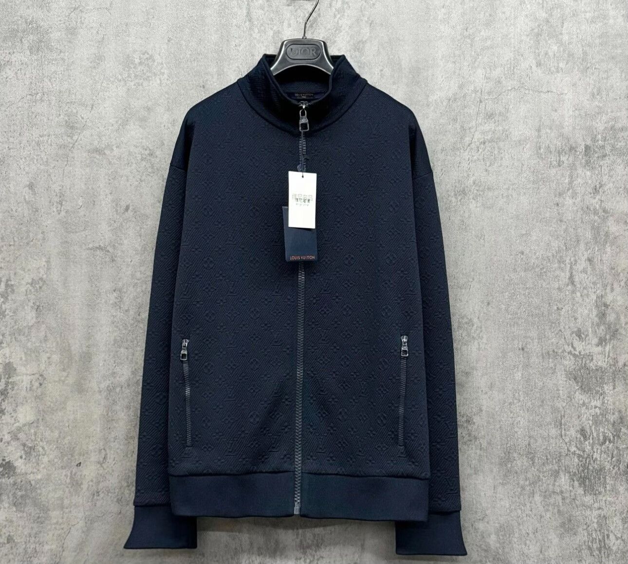 Louis Vuitton Louis Vuitton Monogram Zip-Up Jacket Size L Size US L / EU 52-54 / 3 - 2 Thumbnail
