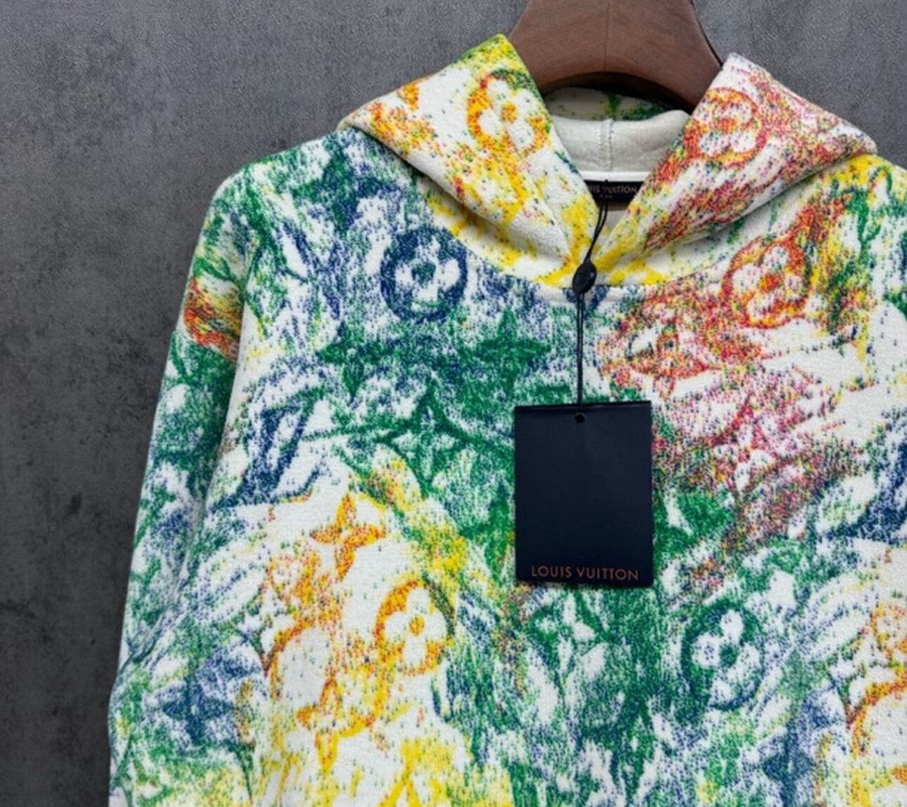 Louis Vuitton Louis Vuitton Crayon Monogram Hoodie Size S Size US S / EU 44-46 / 1 - 4 Thumbnail