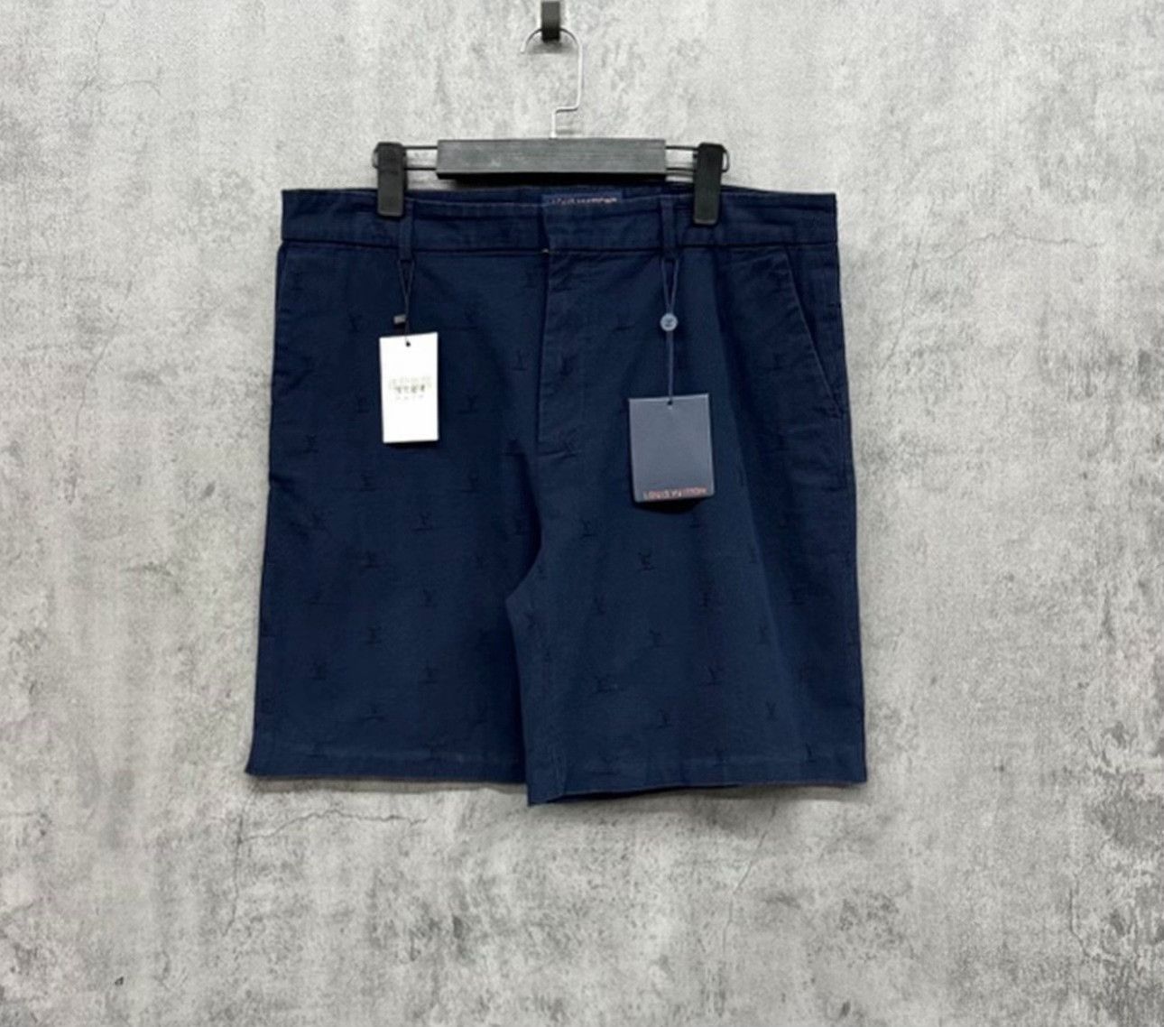 Louis Vuitton Louis Vuitton Monogram Shorts Size 38 Size US 38 / EU 54 - 2 Thumbnail
