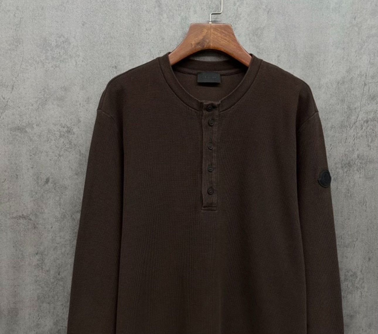 Moncler Moncler Waffle Knit Henley Long Sleeve T-Shirt Size L Size US L / EU 52-54 / 3 - 3 Thumbnail