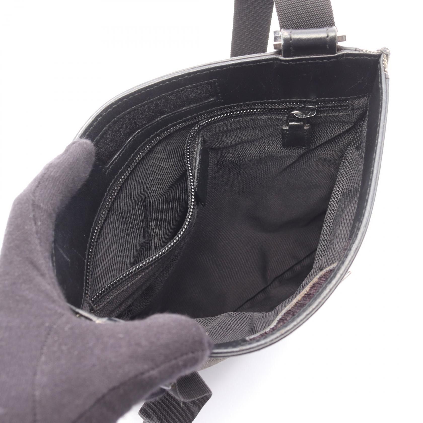 Gucci Gucci Gucci GG Denim Shoulder Bag Textile Shoulder Bag 27639 DUTY FREE for USA Size ONE SIZE - 3 Thumbnail