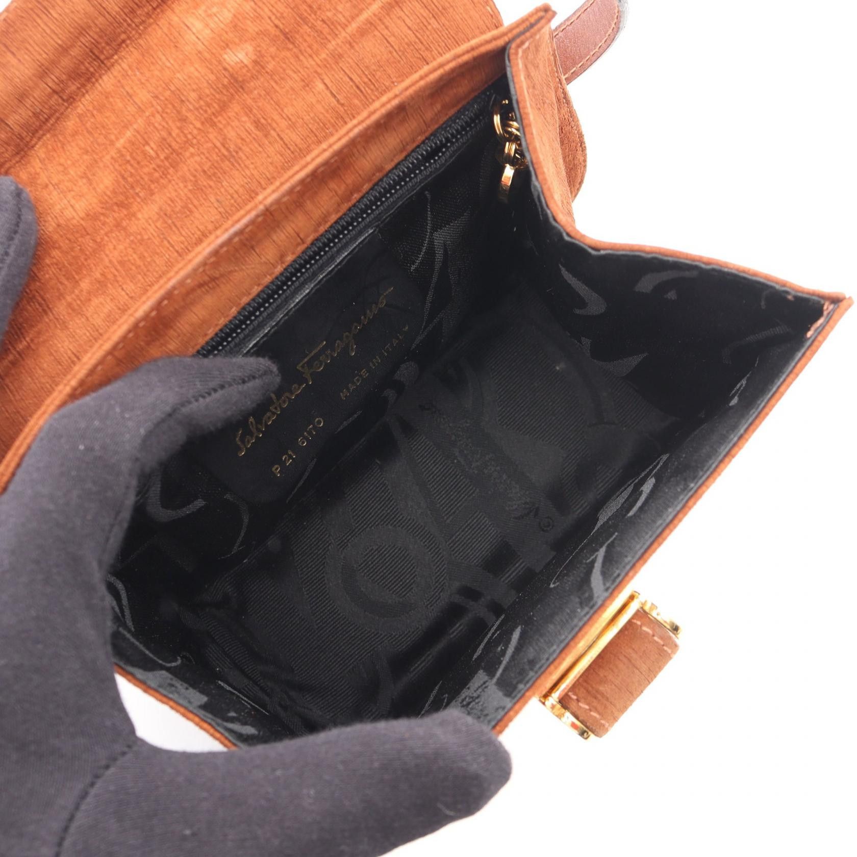 Salvatore Ferragamo Salvatore Ferragamo Salvatore Ferragamo Suede Shoulder Bag Leather Shoulder Bag DUTY FREE for USA Size ONE SIZE - 3 Thumbnail