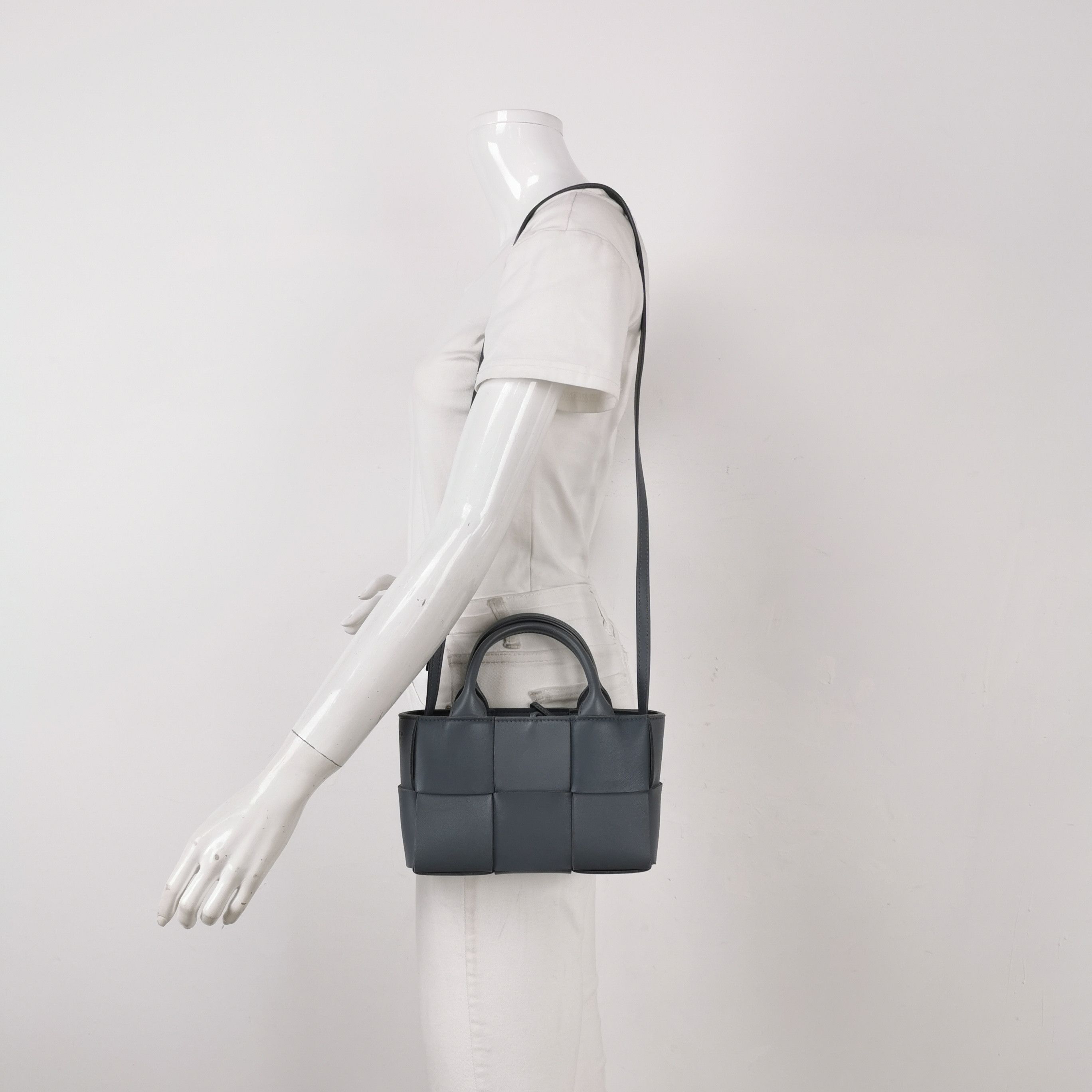 Bottega Veneta Bottega Veneta Women os Shoulder Bags Size ONE SIZE - 2 Thumbnail