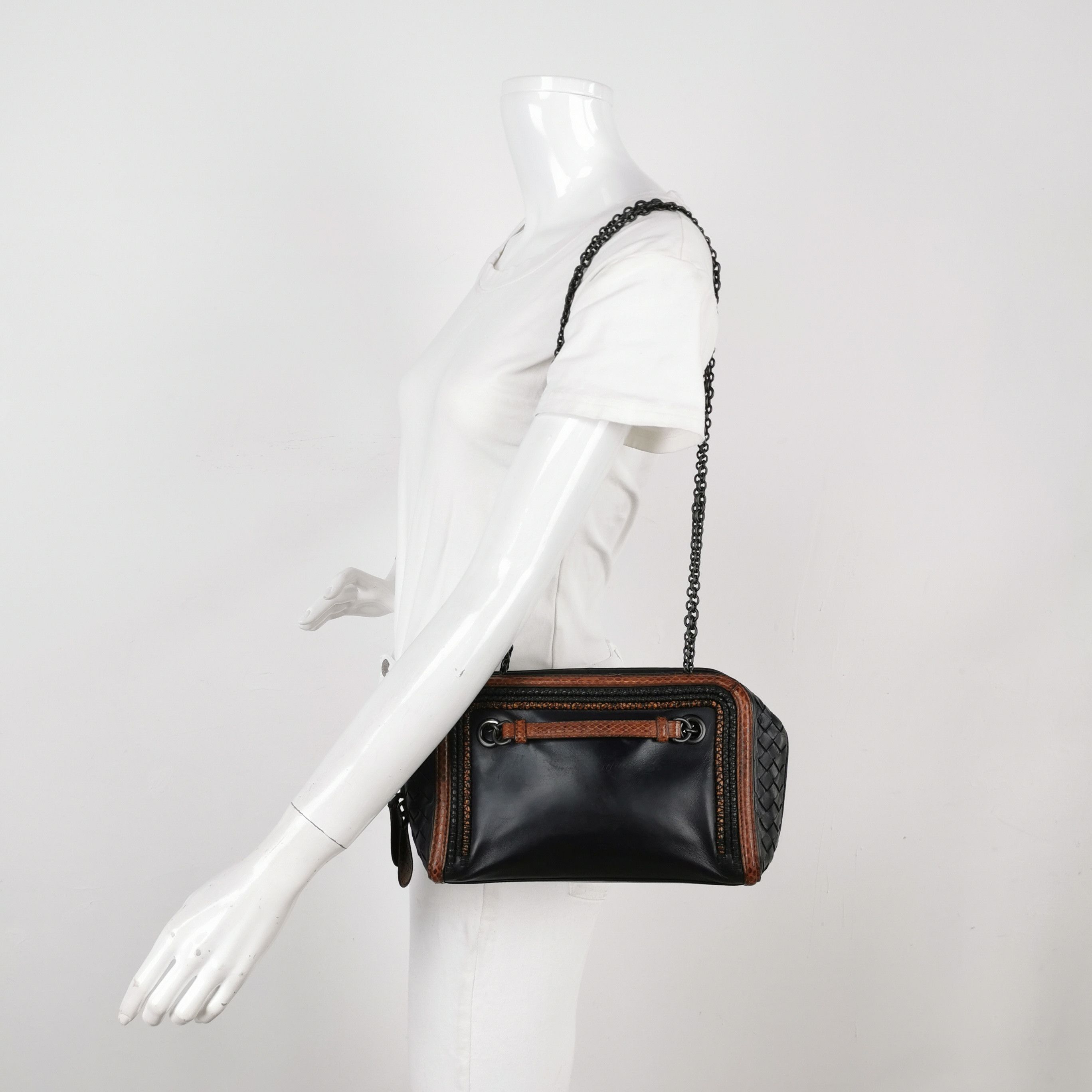 Bottega Veneta Bottega Veneta Women os Shoulder Bags Size ONE SIZE - 2 Thumbnail