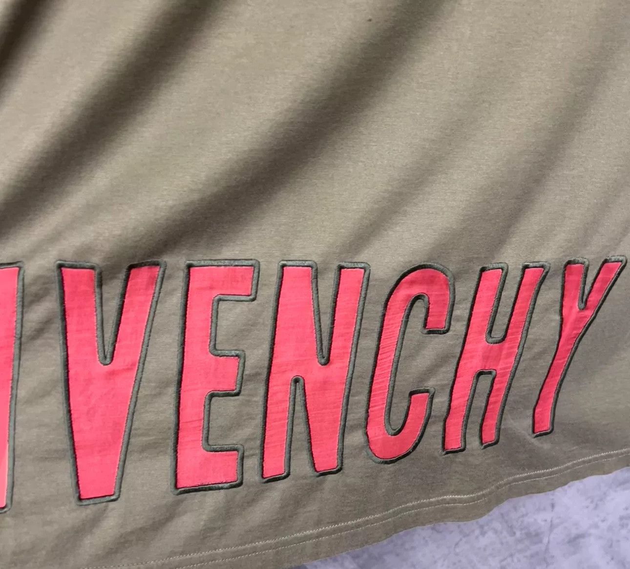 Givenchy Givenchy Embroidered Logo Short Sleeve T-Shirt Size M Size US M / EU 48-50 / 2 - 3 Thumbnail