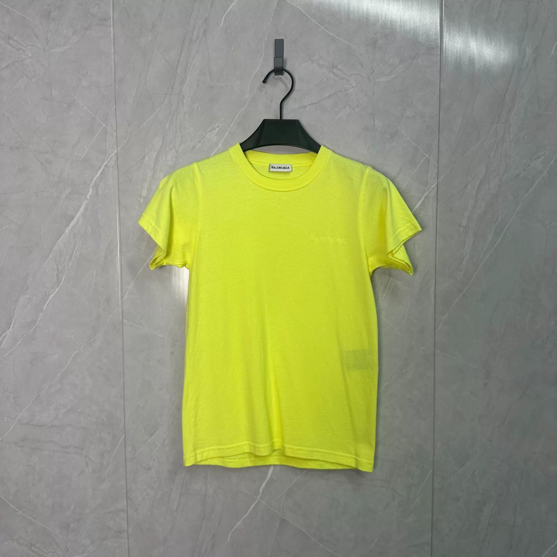 Balenciaga Balenciaga Neon Logo T-Shirt Size XS Size US XS / EU 42 / 0 - 2 Thumbnail
