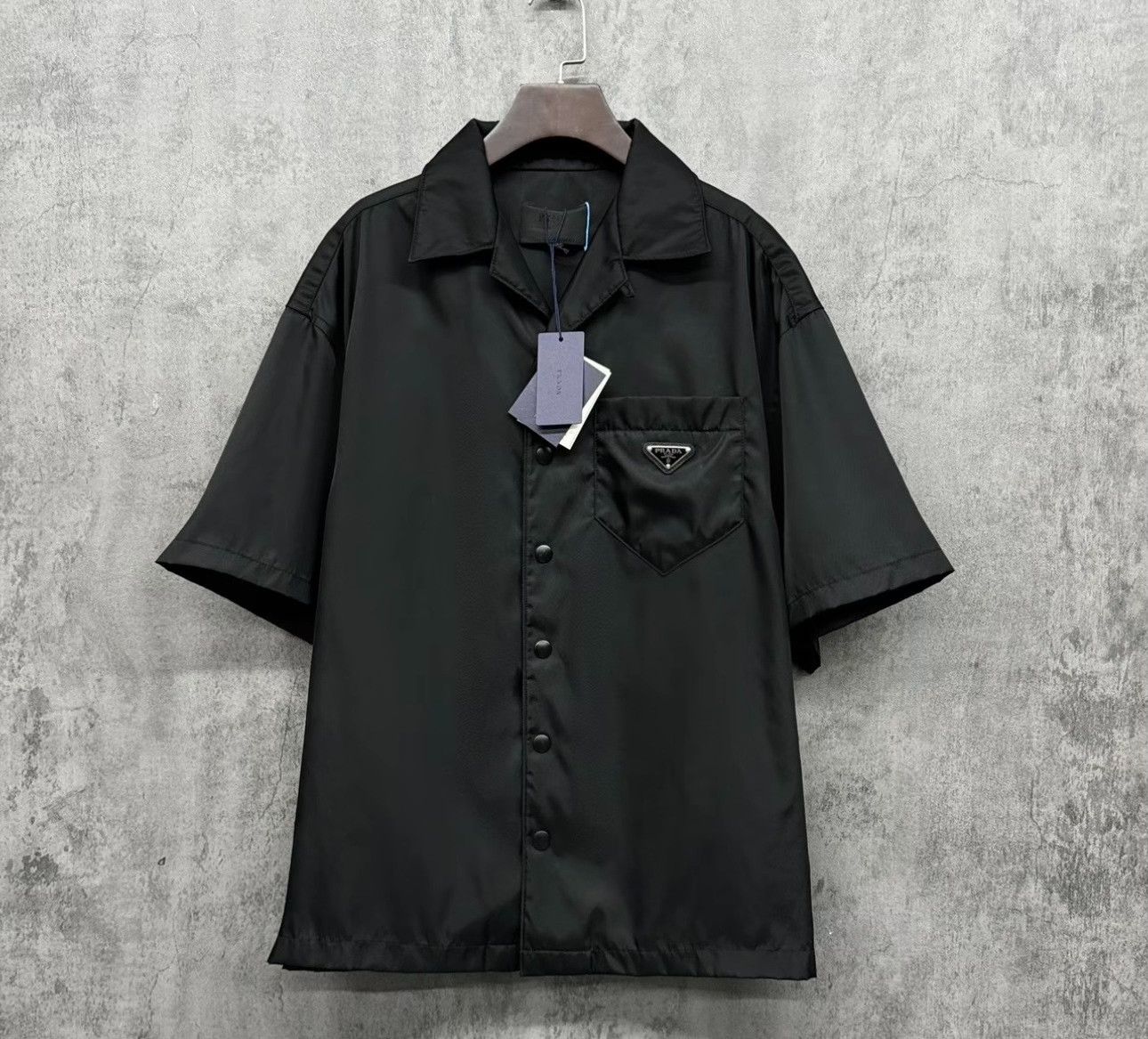 Prada Prada Logo Nylon Button Up Shirt Size M Size US M / EU 48-50 / 2 - 2 Thumbnail