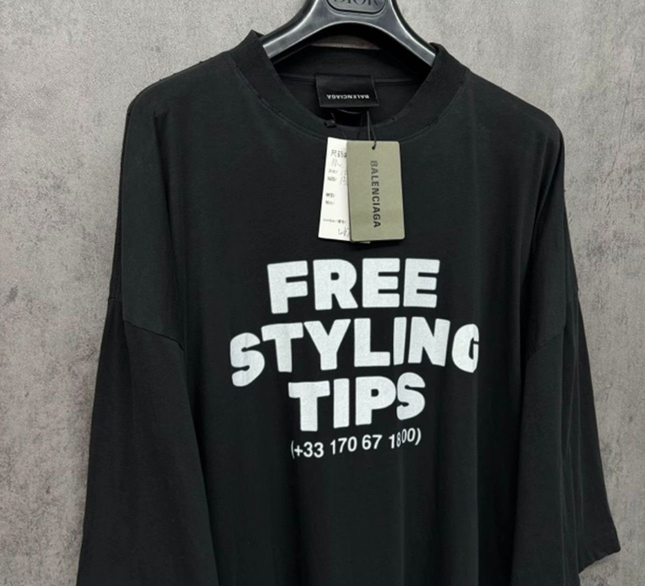 Balenciaga Balenciaga Free Styling Tips T-Shirt Size M Size US M / EU 48-50 / 2 - 3 Thumbnail