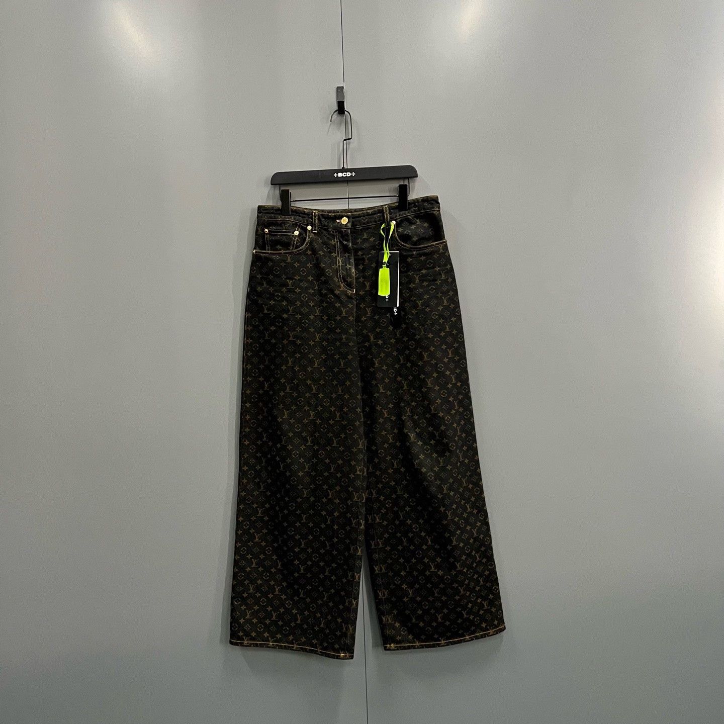 Louis Vuitton Louis Vuitton Monogram Denim Jeans Size 28 Size US 28 / EU 44 - 2 Thumbnail