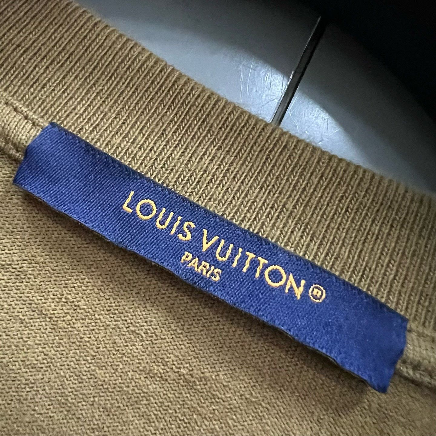 Louis Vuitton Louis Vuitton Embroidered Logo T-Shirt Size M Size US M / EU 48-50 / 2 - 4 Thumbnail