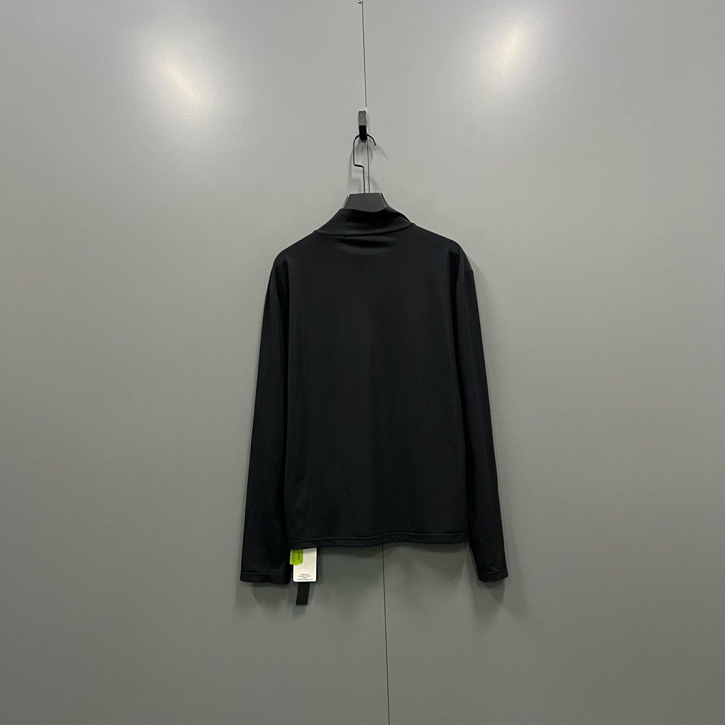 Prada Prada Triangle Logo Long Sleeve Shirt XL Size US XL / EU 56 / 4 - 3 Thumbnail