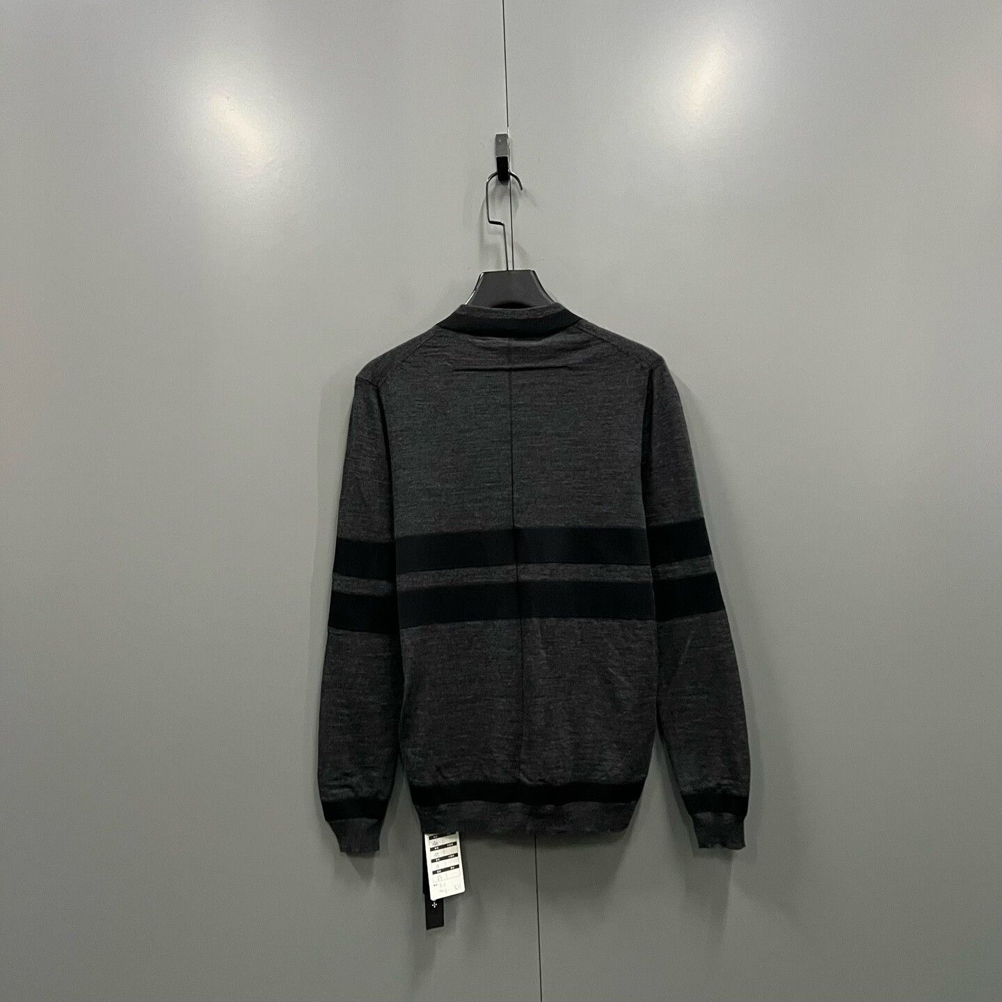 Givenchy Givenchy Dark Gray Knit Cardigan Size S Size US S / EU 44-46 / 1 - 3 Thumbnail