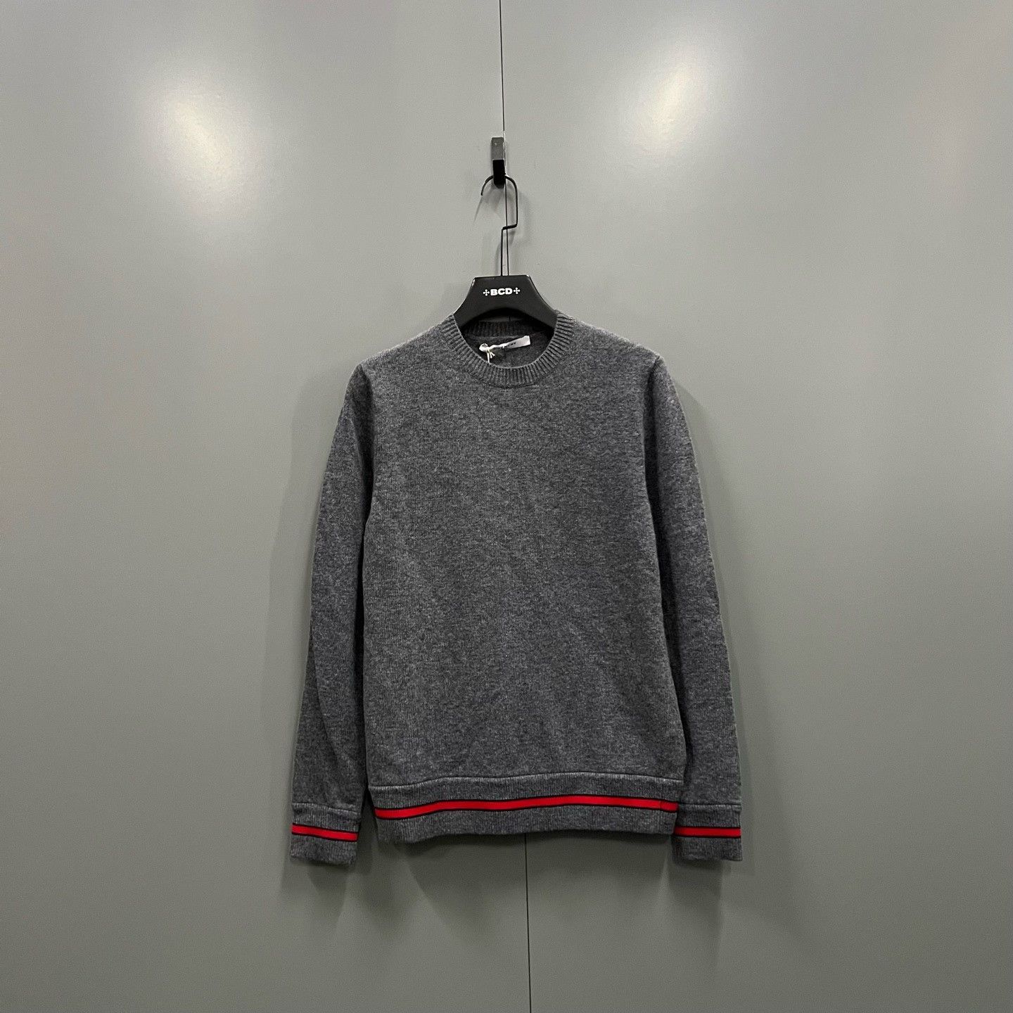 Givenchy Givenchy Striped Trim Wool Sweater Size S Size US S / EU 44-46 / 1 - 2 Thumbnail