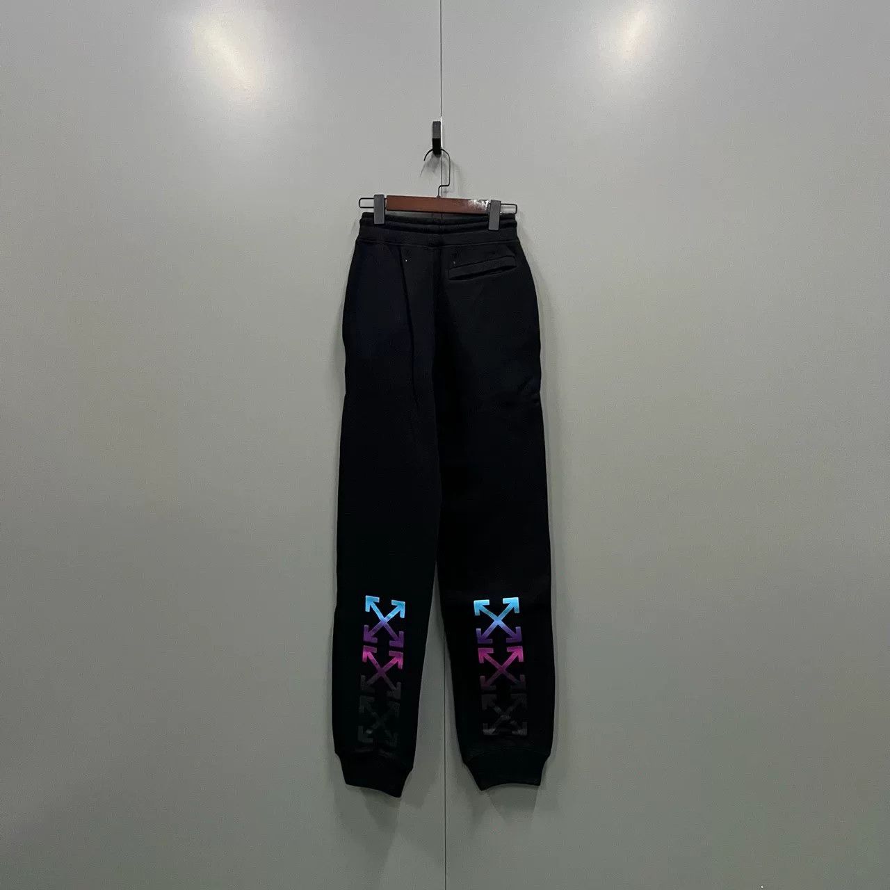 Off-White Off-White Colorful Arrow Sweatpants Size XS Size US 28 / EU 44 - 3 Thumbnail