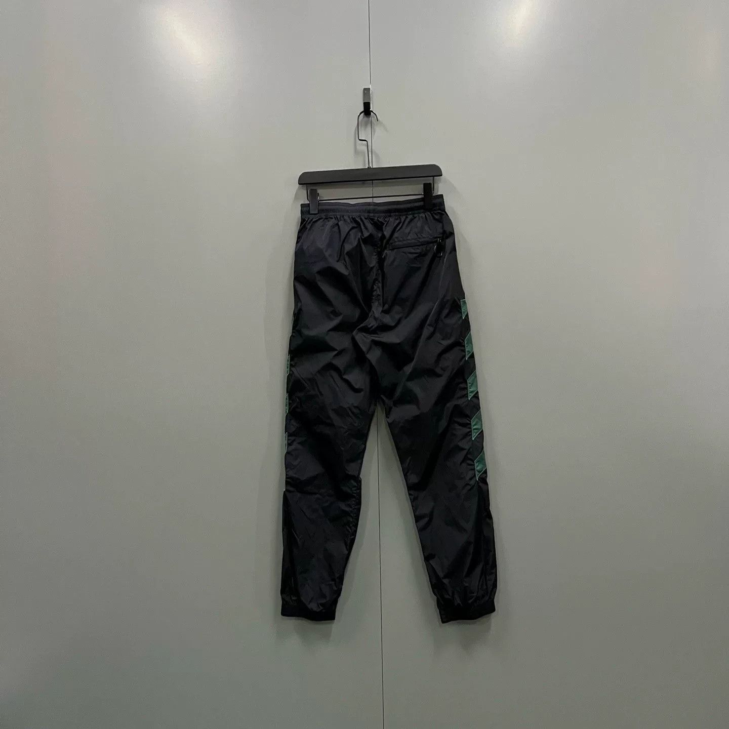Off-White Off-White Diagonal Stripe Sweatpants Size M Size US 32 / EU 48 - 3 Thumbnail