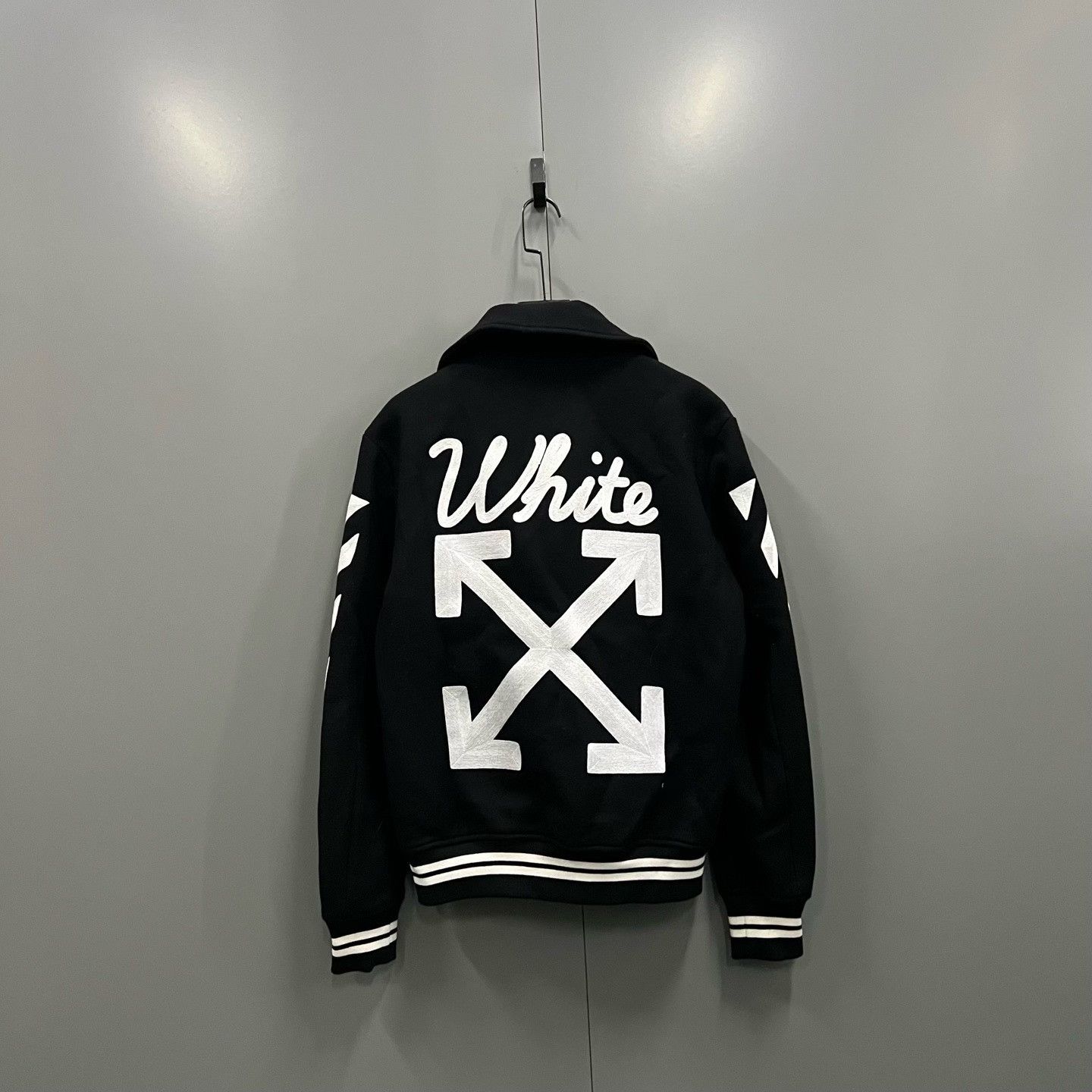 Off-White Off-White Embroidery Varsity Jacket Size S Size US S / EU 44-46 / 1 - 3 Thumbnail