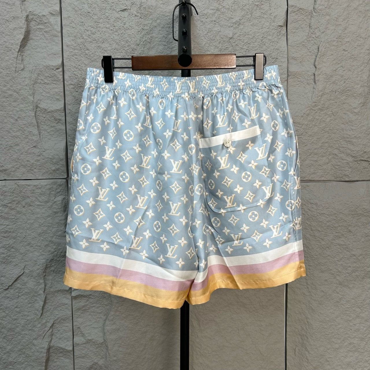 Louis Vuitton Louis Vuitton Monogram Shorts Size 38 Size 27" / US 4 / IT 40 - 3 Thumbnail