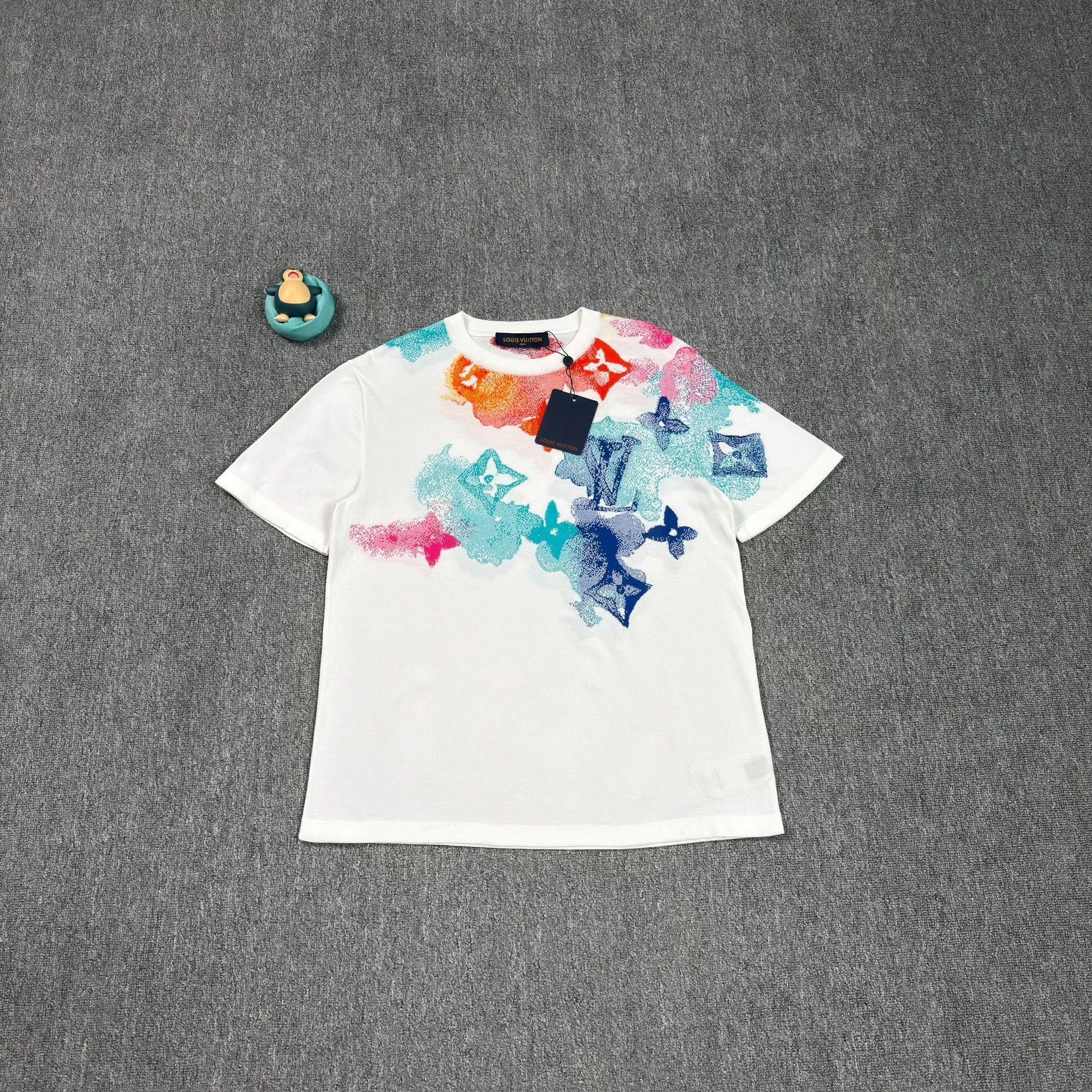 Louis Vuitton Louis Vuitton Watercolor Monogram T-Shirt Size L Size US L / EU 52-54 / 3 - 2 Thumbnail