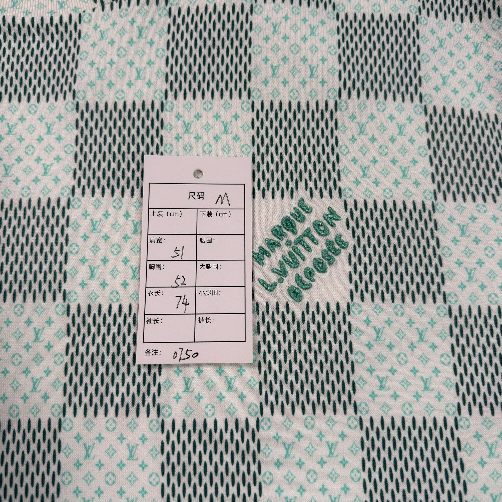 Louis Vuitton Louis Vuitton Damier Check T-Shirt Size M Size US M / EU 48-50 / 2 - 6 Thumbnail