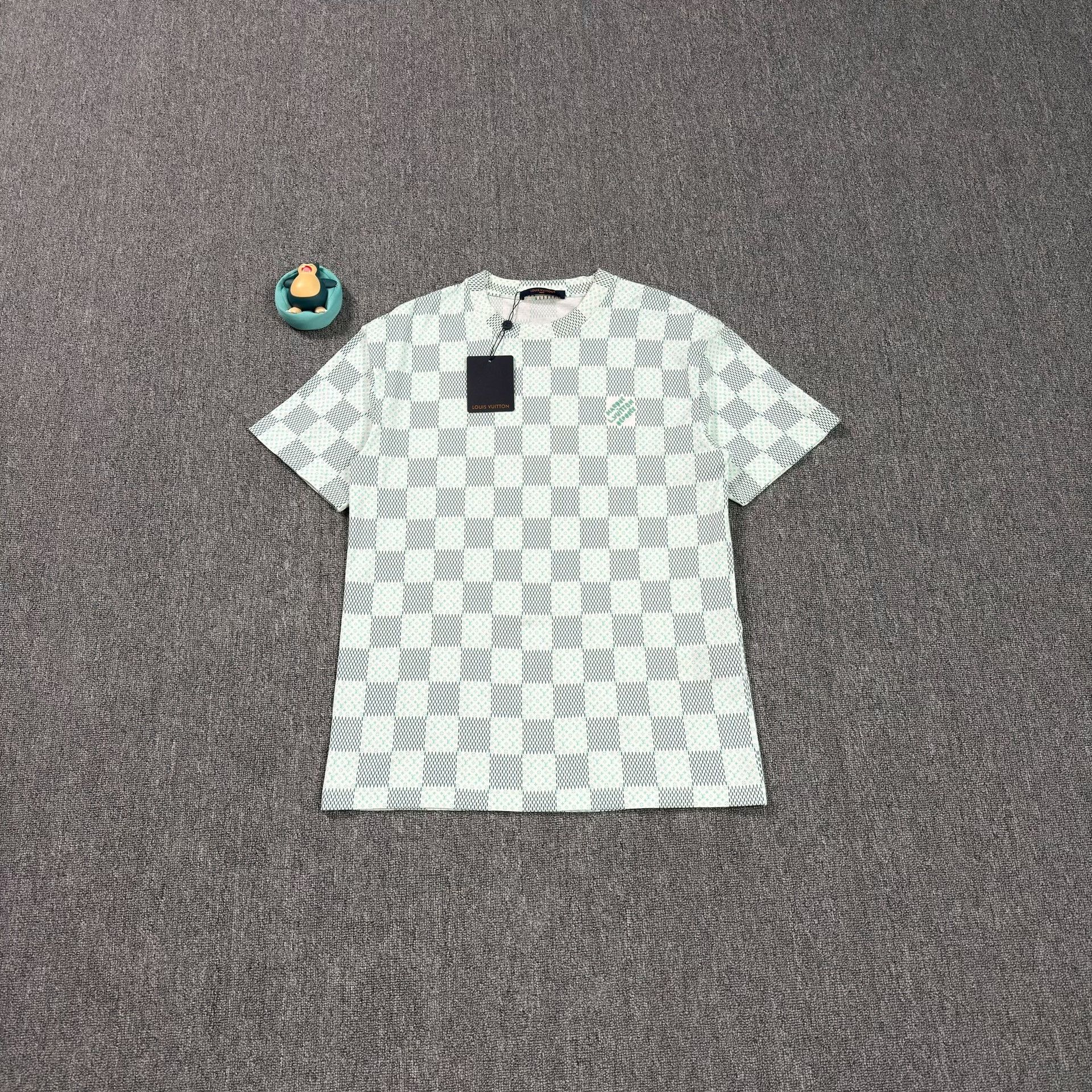 Louis Vuitton Louis Vuitton Damier Check T-Shirt Size M Size US M / EU 48-50 / 2 - 2 Thumbnail