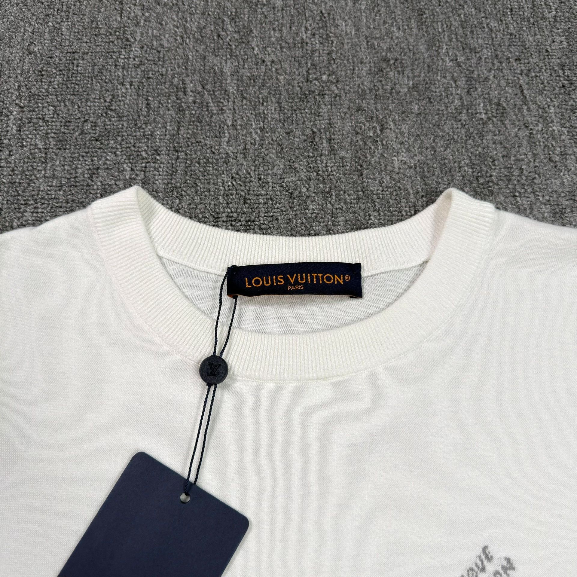 Louis Vuitton Louis Vuitton Monogram Cuff Knit T-Shirt Size S Size US S / EU 44-46 / 1 - 4 Thumbnail