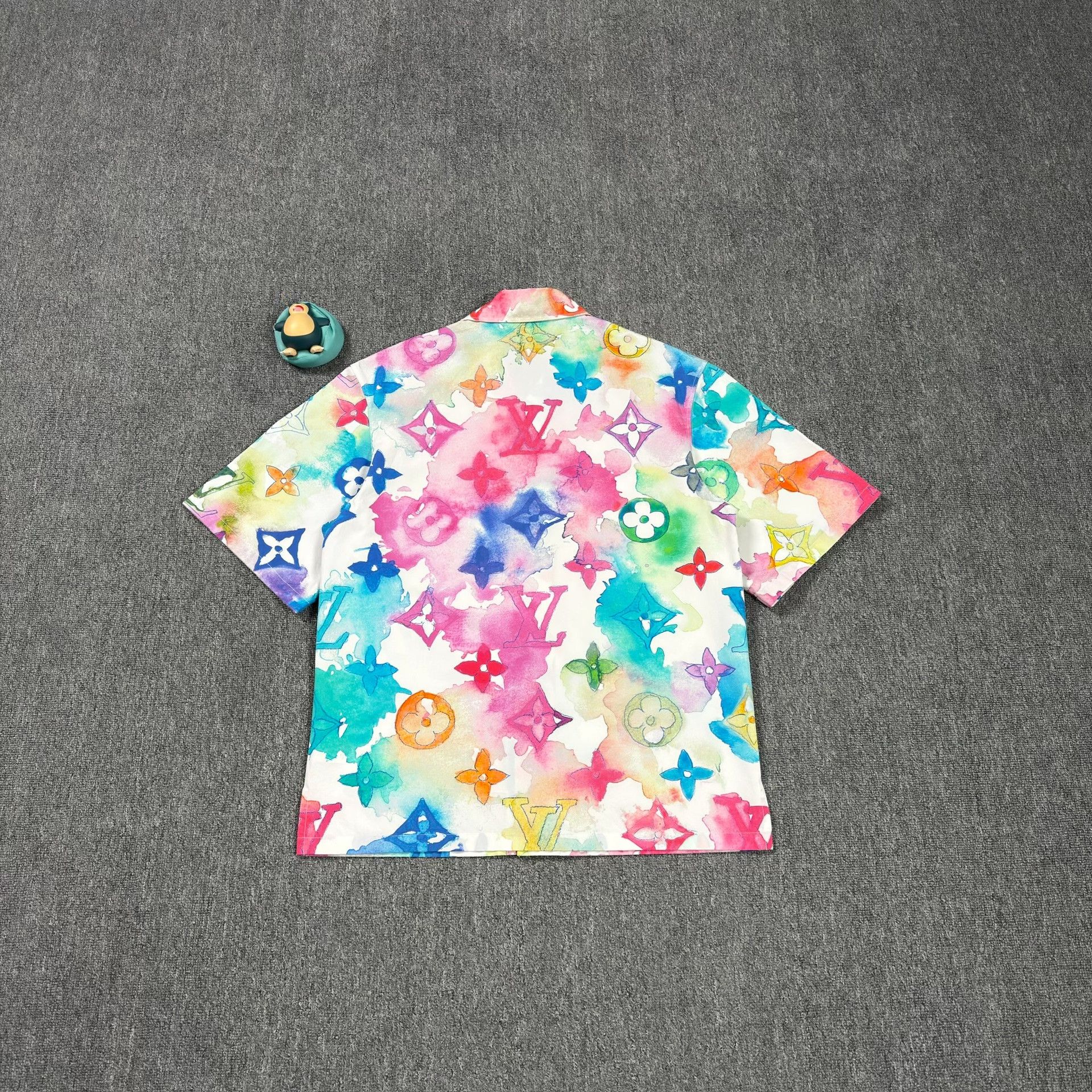 Louis Vuitton Louis Vuitton Watercolor Monogram Shirt XS Size US XS / EU 42 / 0 - 3 Thumbnail