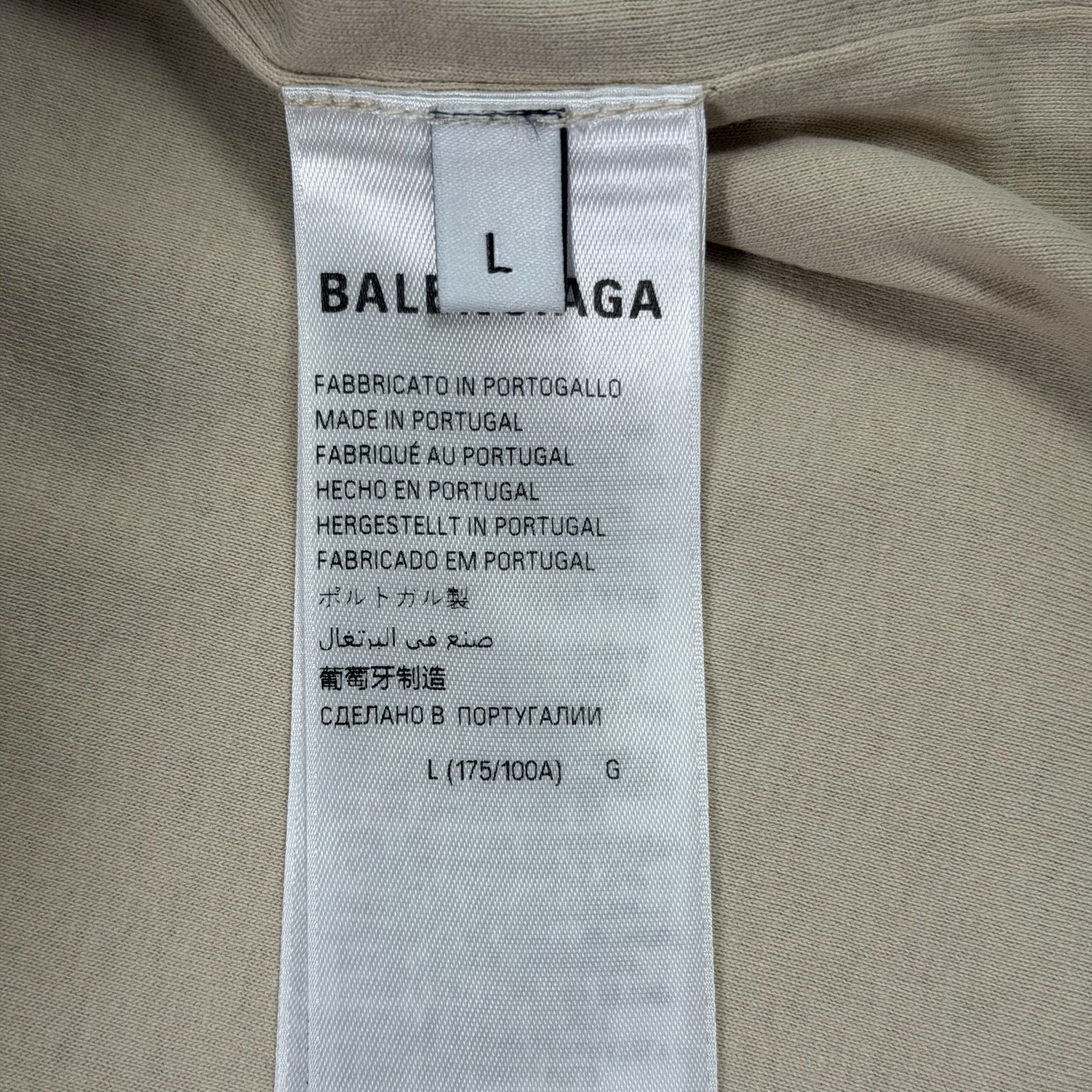 Balenciaga Balenciaga Embroidered Logo T-Shirt Size L Size US L / EU 52-54 / 3 - 8 Thumbnail
