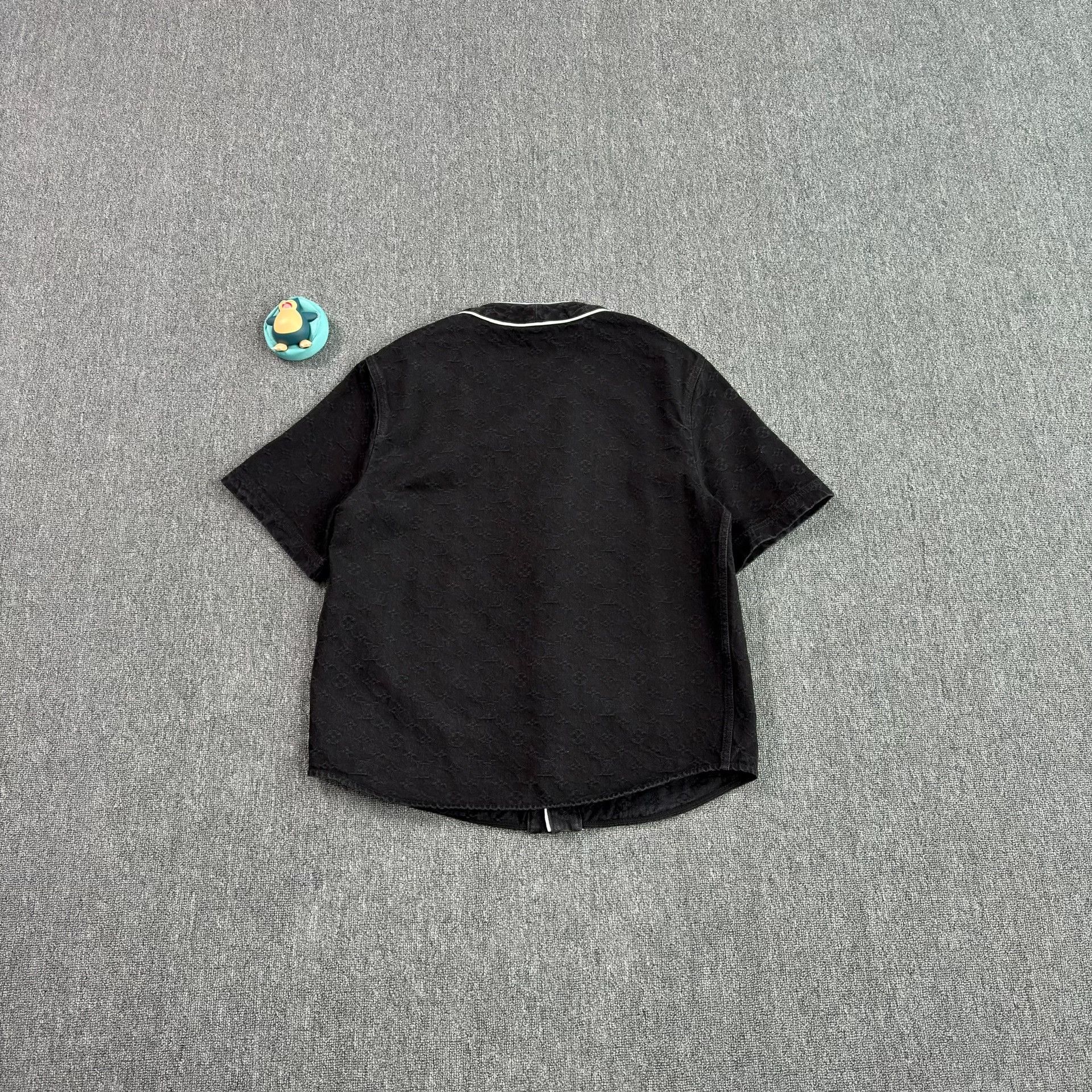 Louis Vuitton Louis Vuitton Monogram Short Sleeve Shirt Size M Size US M / EU 48-50 / 2 - 8 Thumbnail