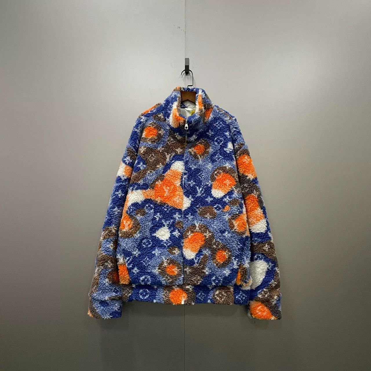 Louis Vuitton Louis Vuitton Monogram Fleece Jacket Size XXL Size US XXL / EU 58 / 5 - 2 Thumbnail