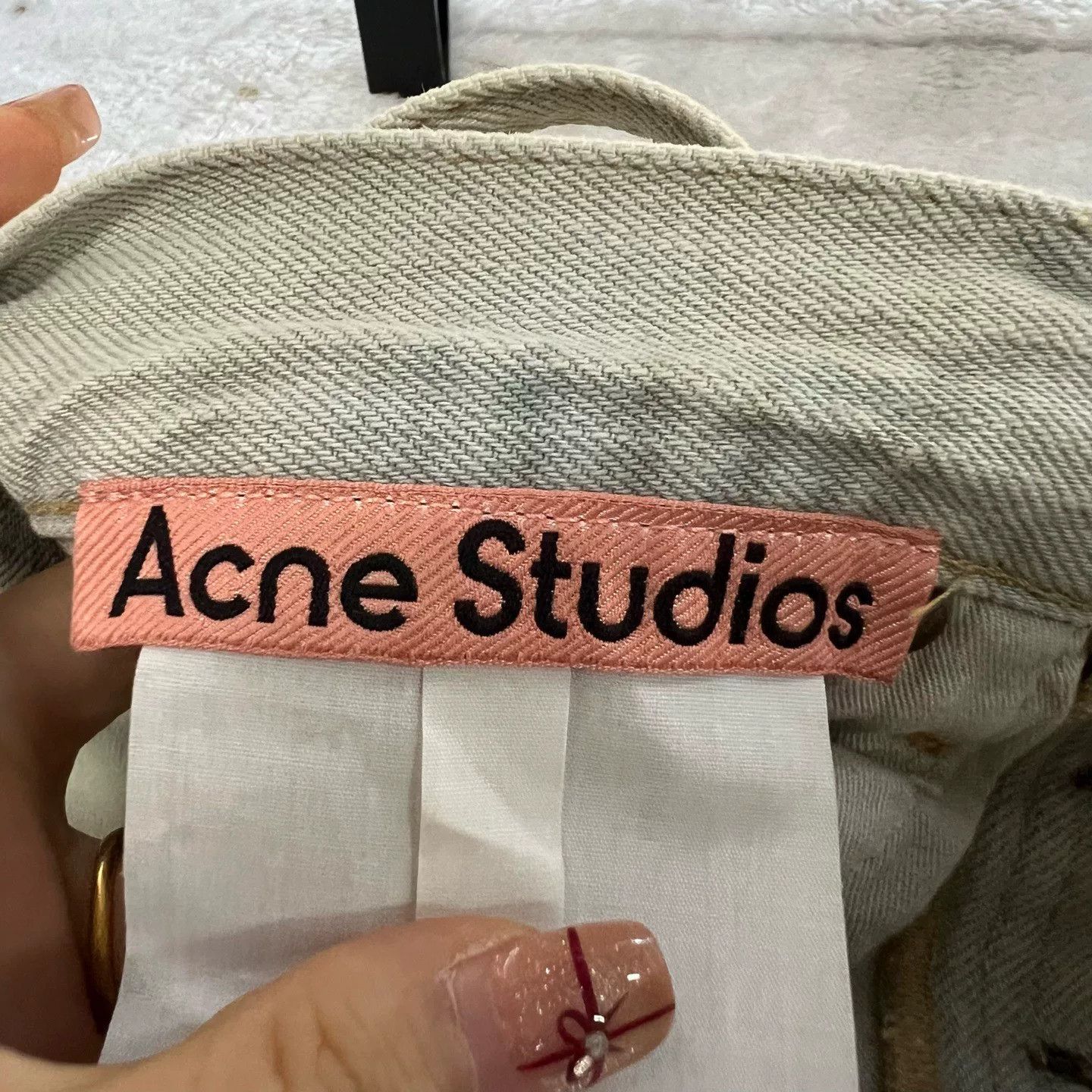Acne Studios Acne Studios 1991 Toj Pompeii Distressed Jeans Size 32 Size US 32 / EU 48 - 4 Thumbnail