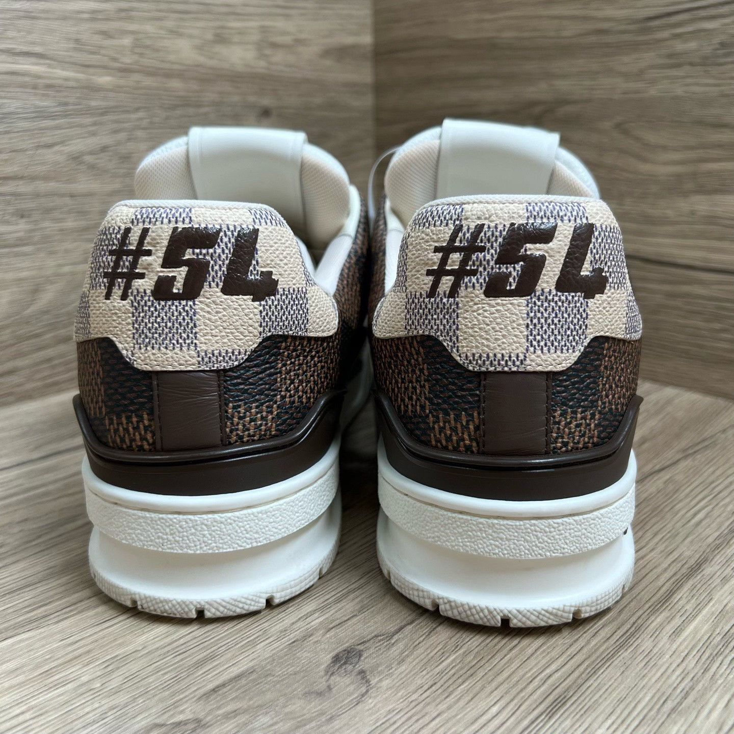 Louis Vuitton Louis Vuitton Damier Trainer Sneakers Size 8 Size US 8 / EU 41 - 6 Thumbnail